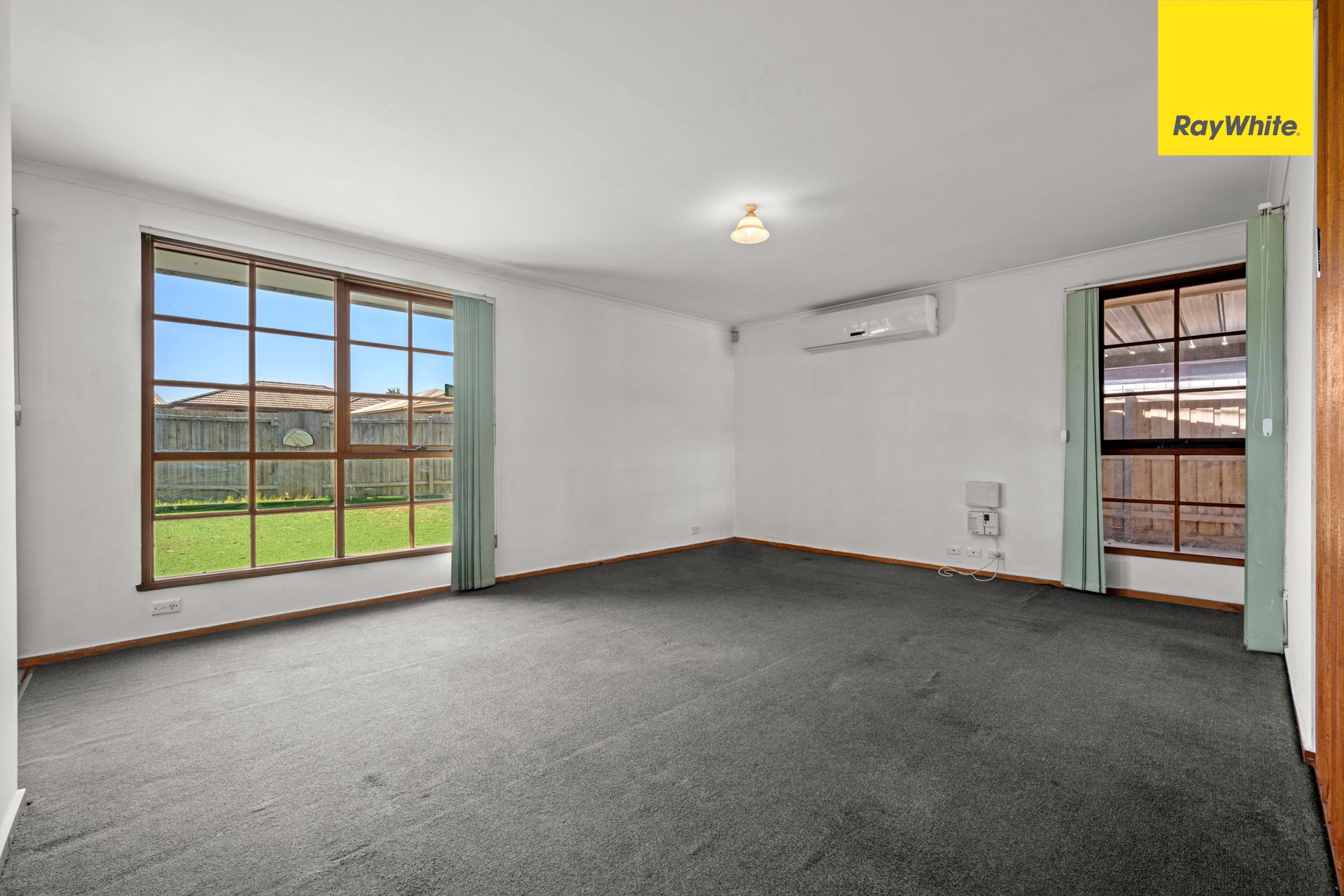 4 Barries Road, Melton, VIC 3337