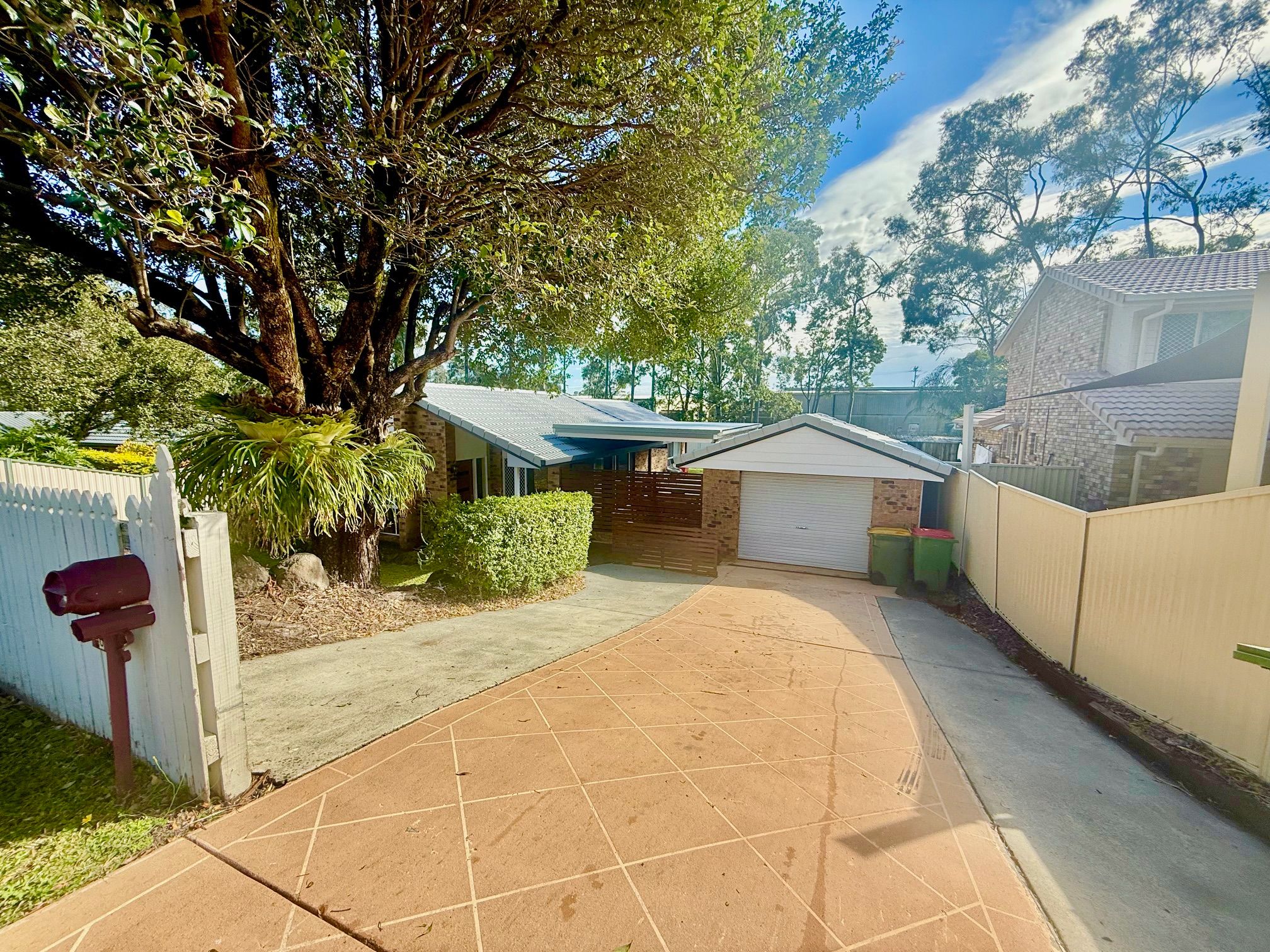 40 Open Drive, Arundel, QLD 4214