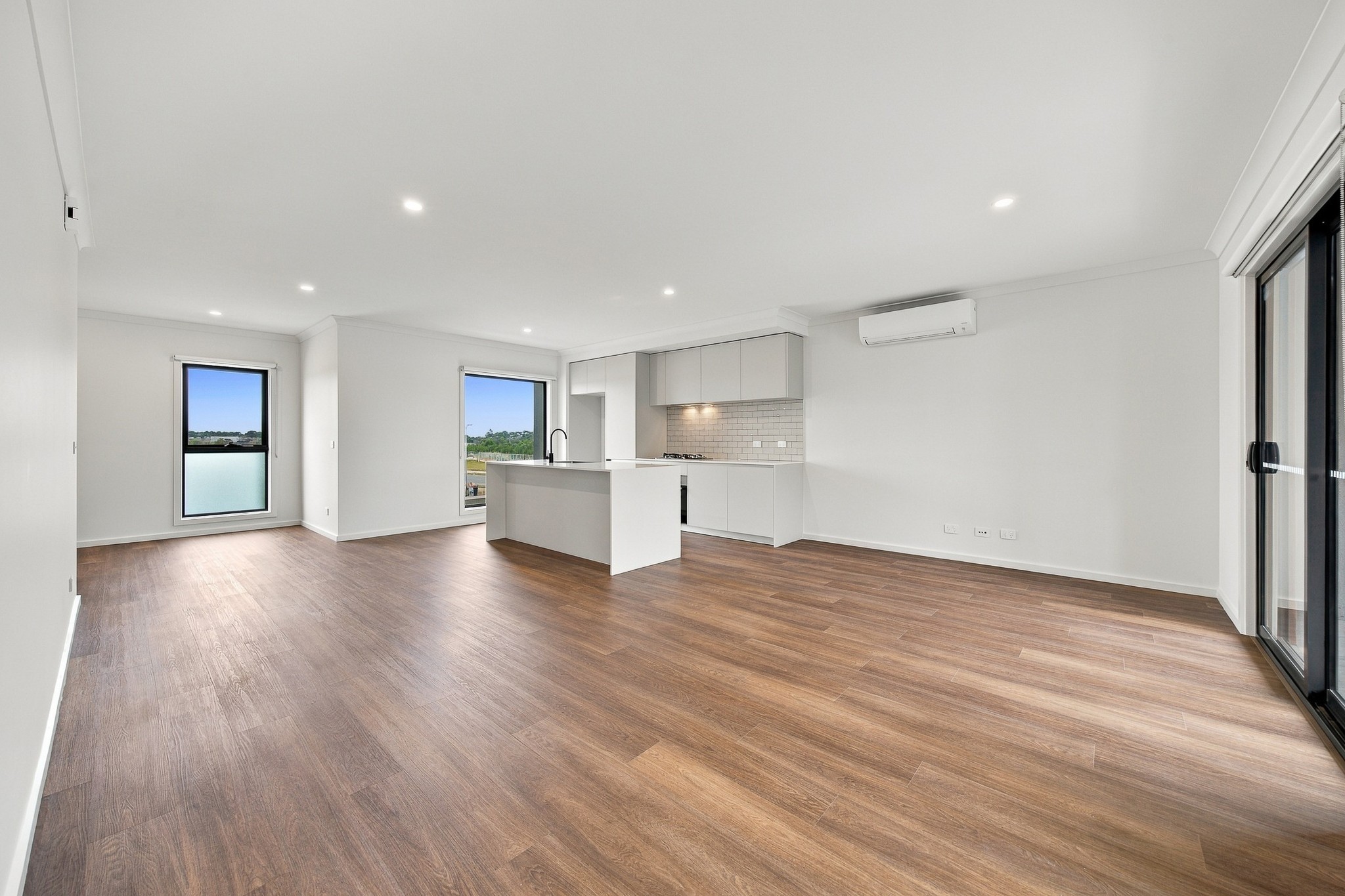 11 Circus Circuit, Narre Warren, VIC 3805
