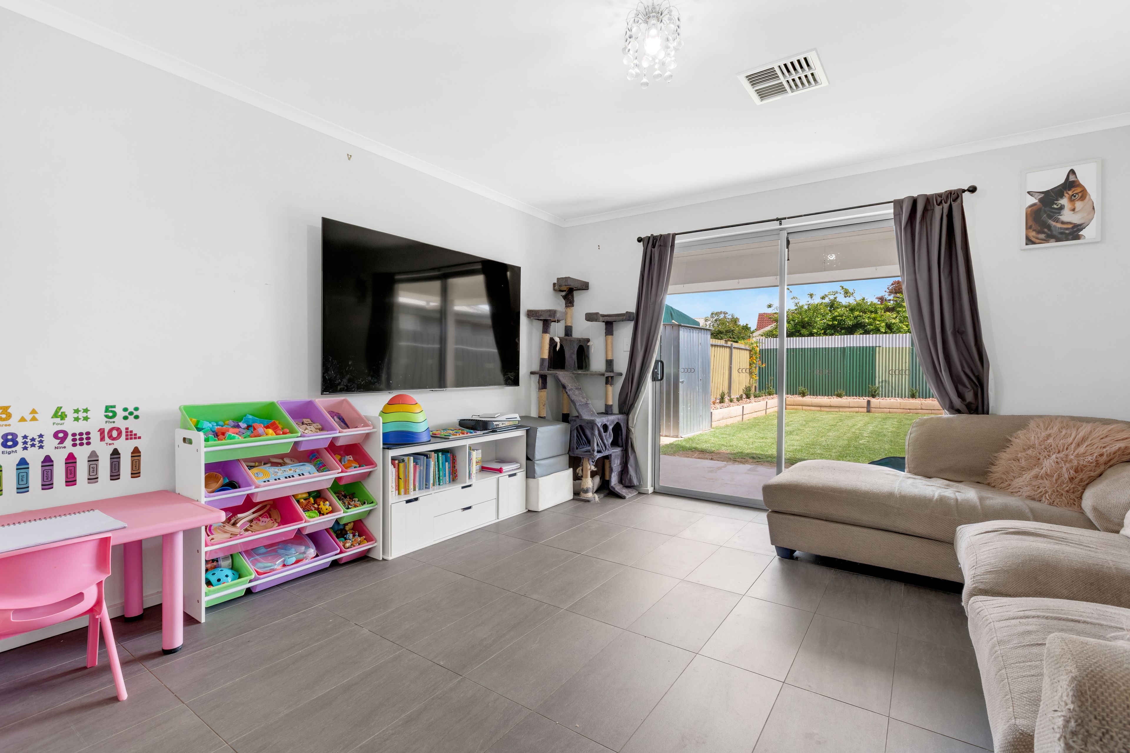 13a Southan Street — photo 10 of 26