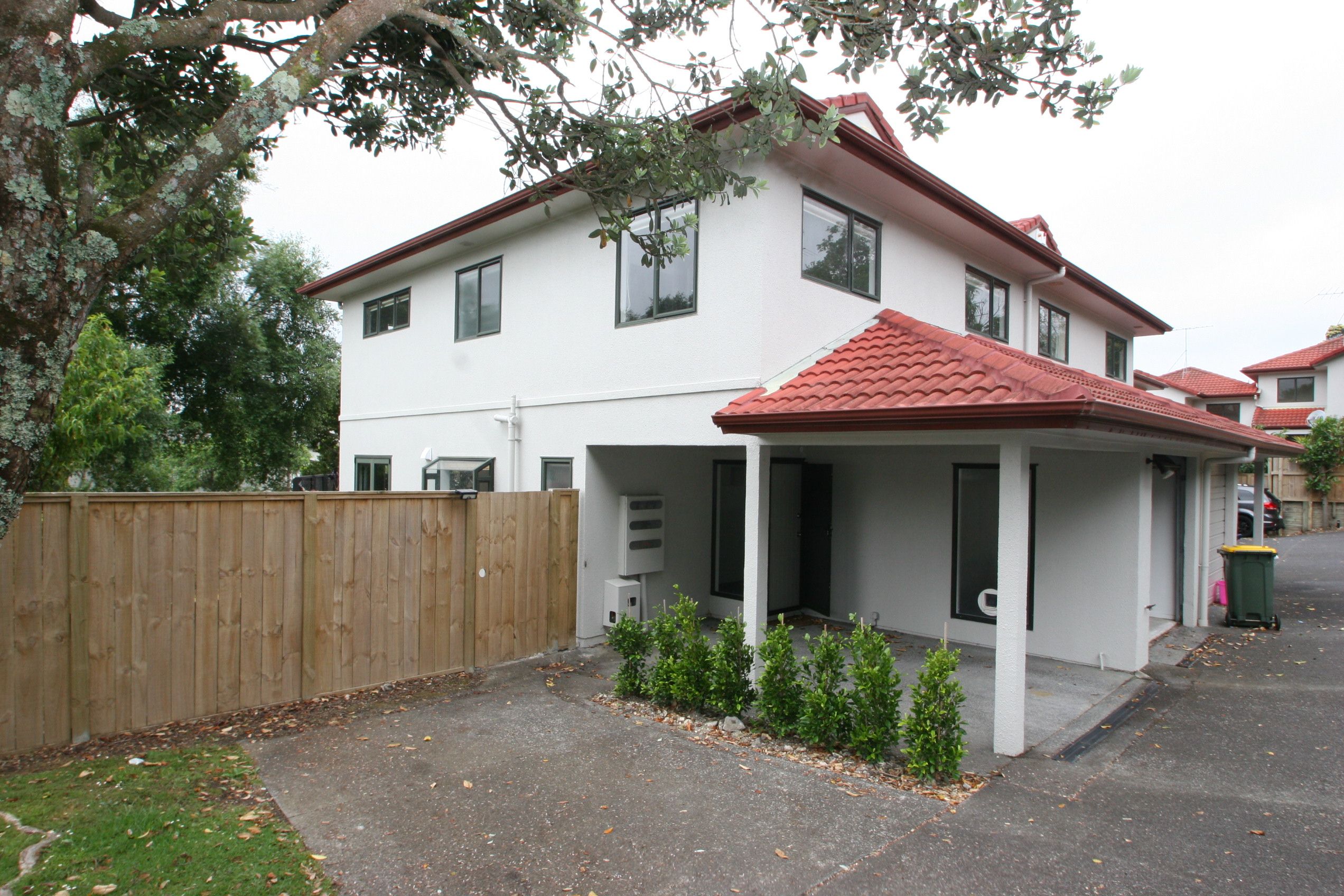 sunny first 3 beds unit 1