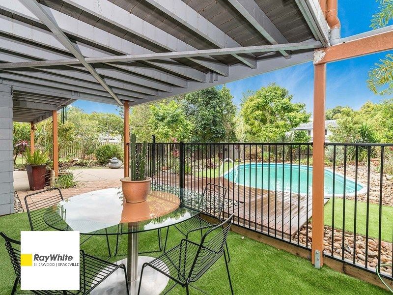 14 Seng Street, Graceville, QLD 4075