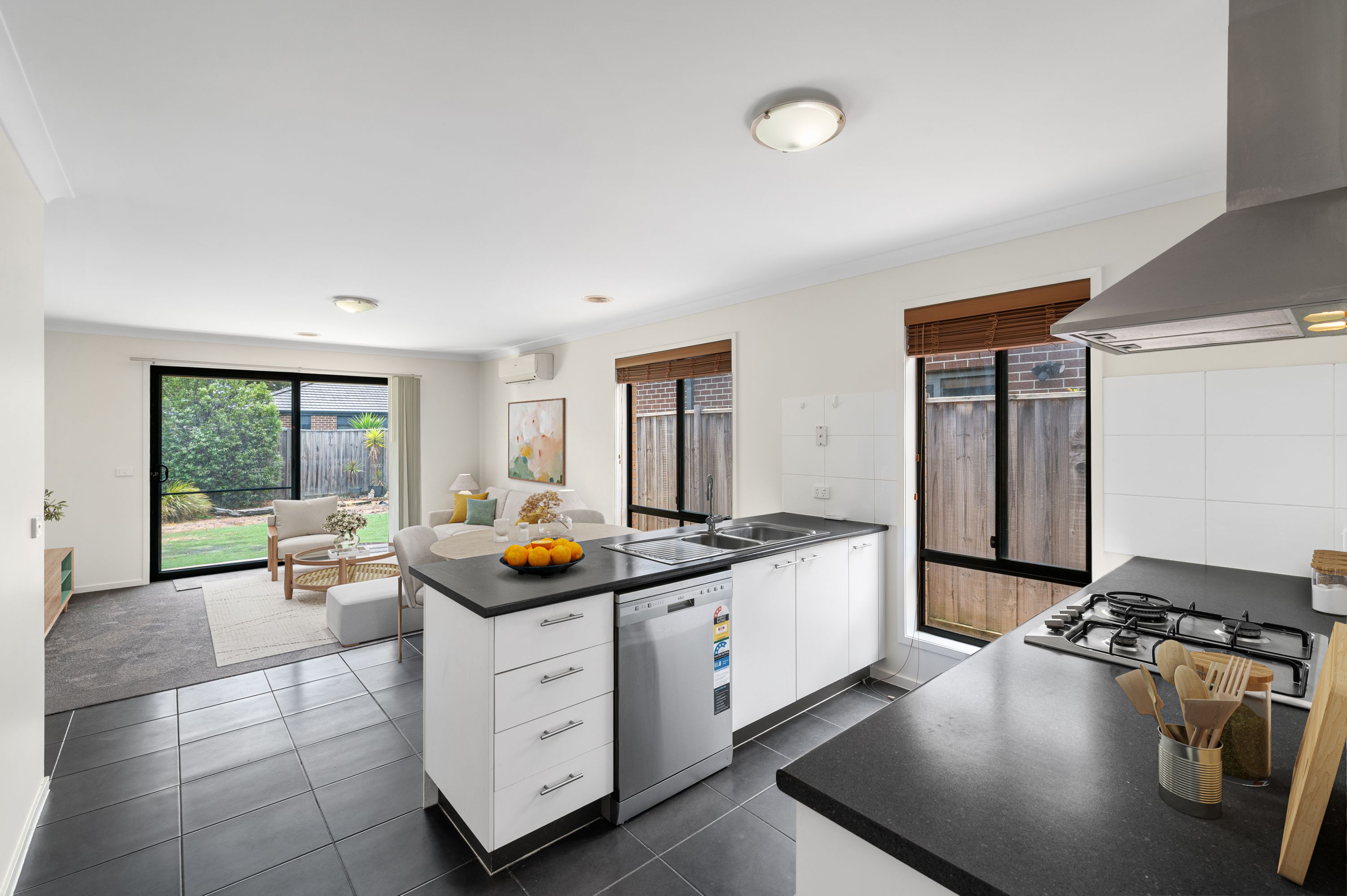 12 Marlowe Grange, Mernda, VIC 3754