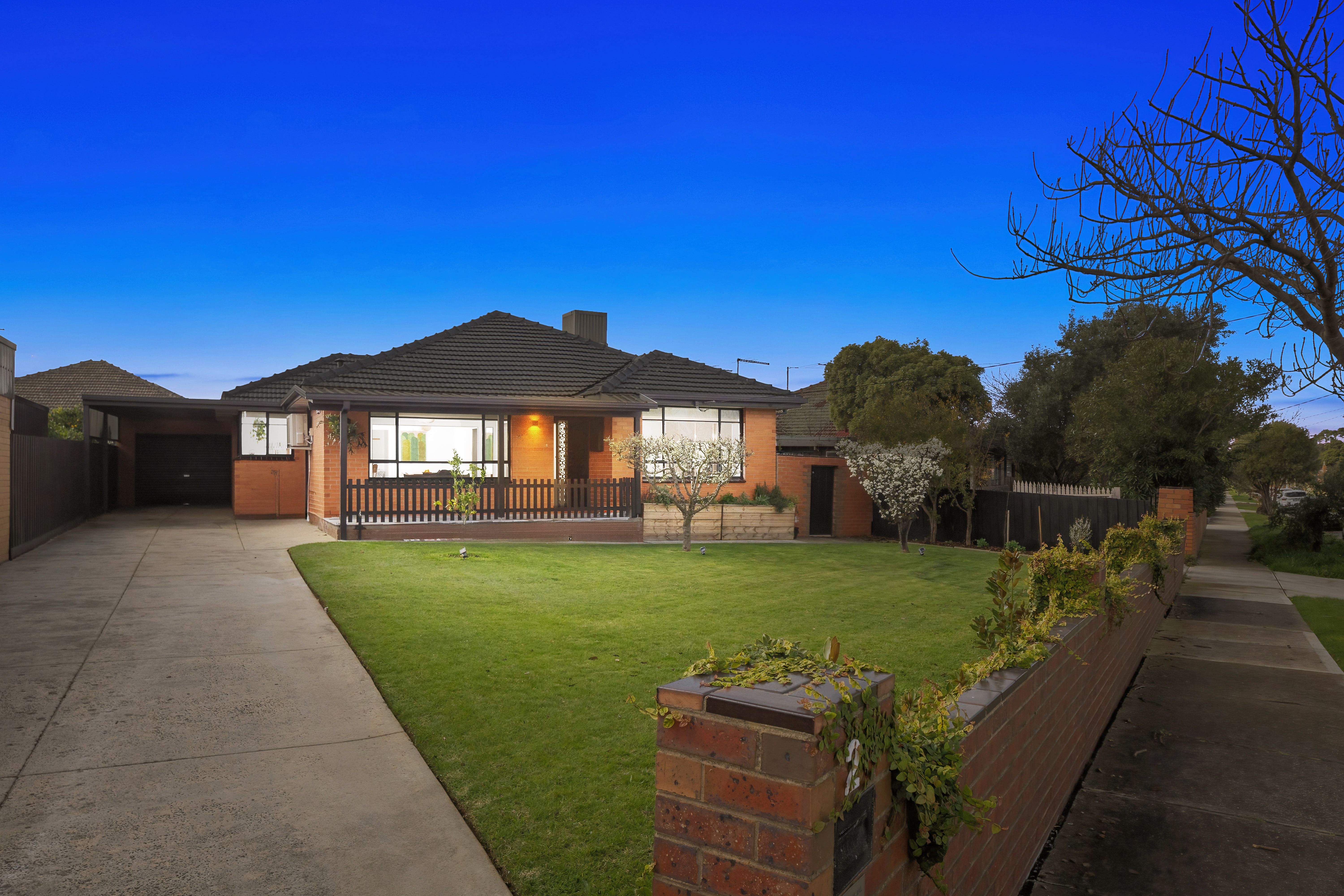 2 Kingsford Street — photo from Ray White Thomastown