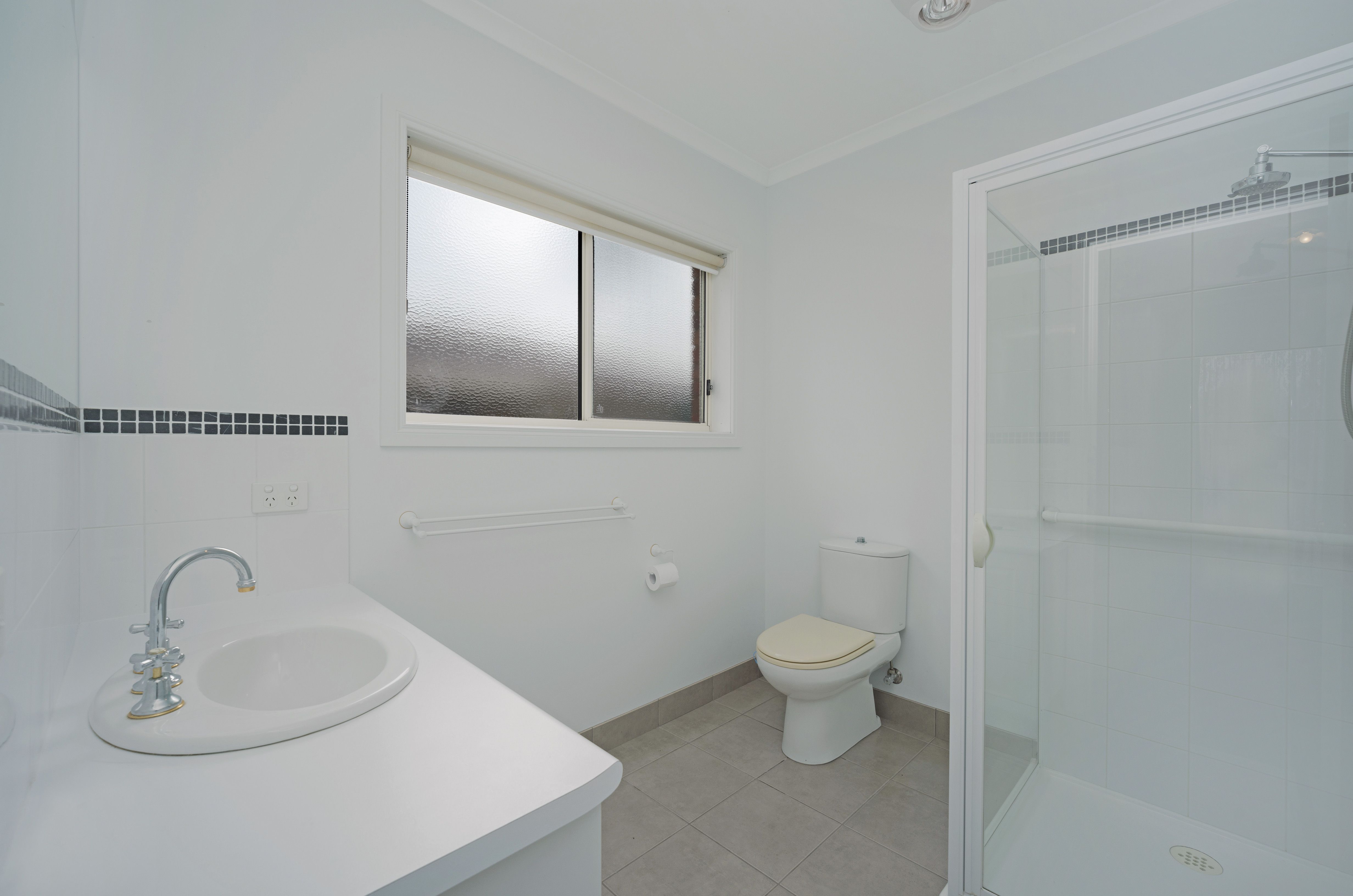 32 Jamieson Avenue — photo 8 of 14