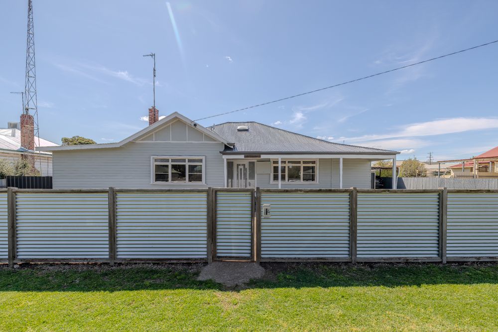 4 Simpson Street, Birchip, VIC 3483