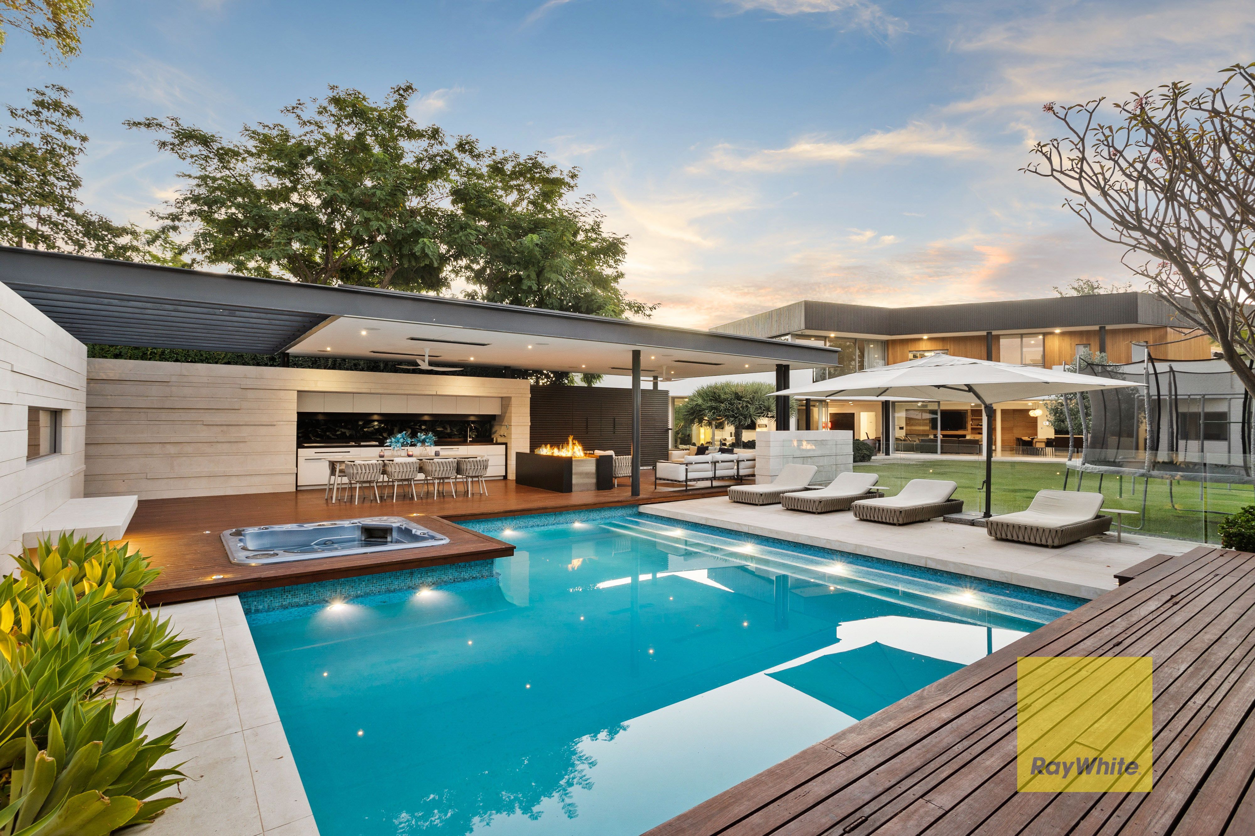 135 Circe Circle, Dalkeith, WA 6009