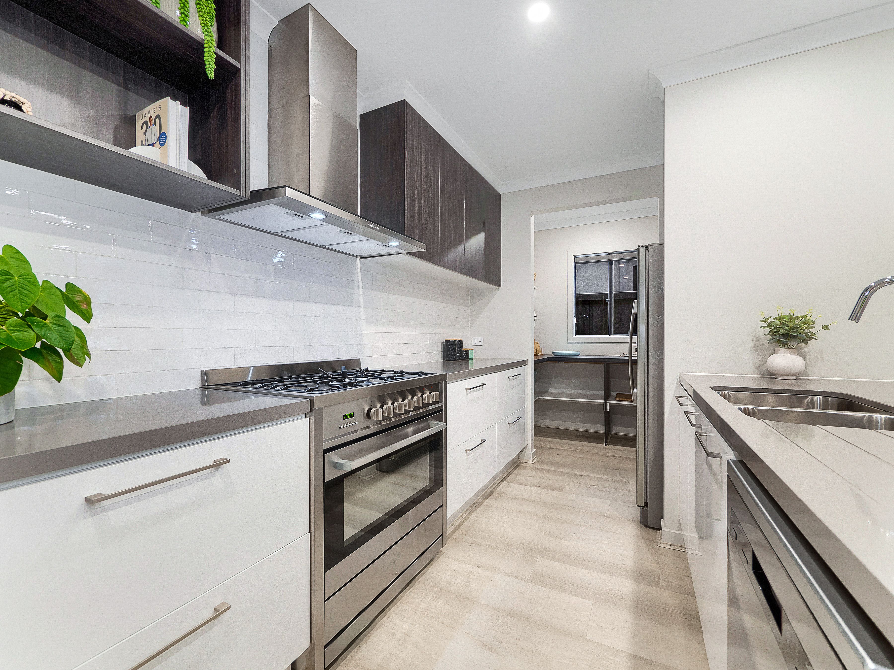 28 Kiwi Crescent, Cranbourne South, VIC 3977