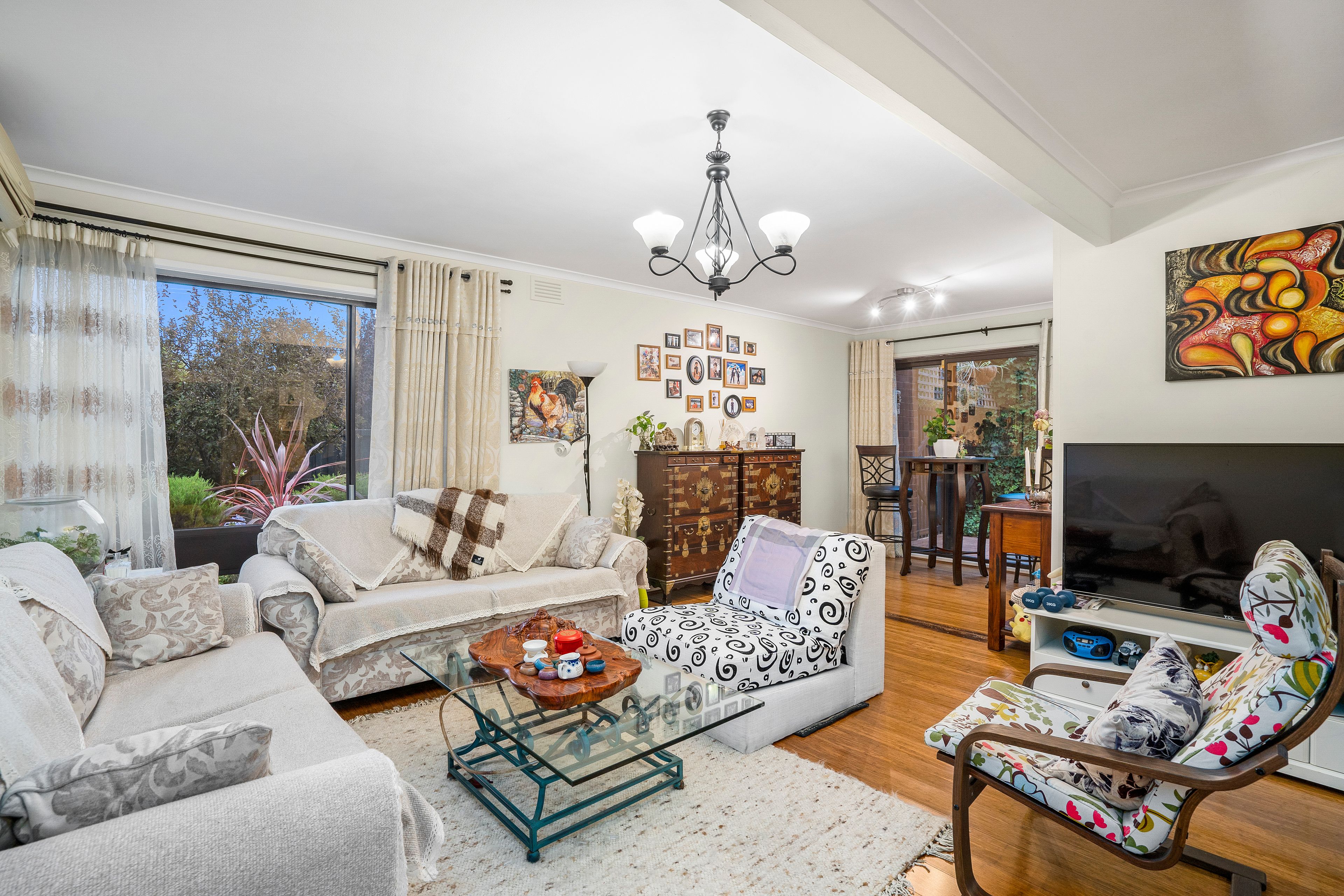 19 Cavendish Drive, Heatherton VIC 3202