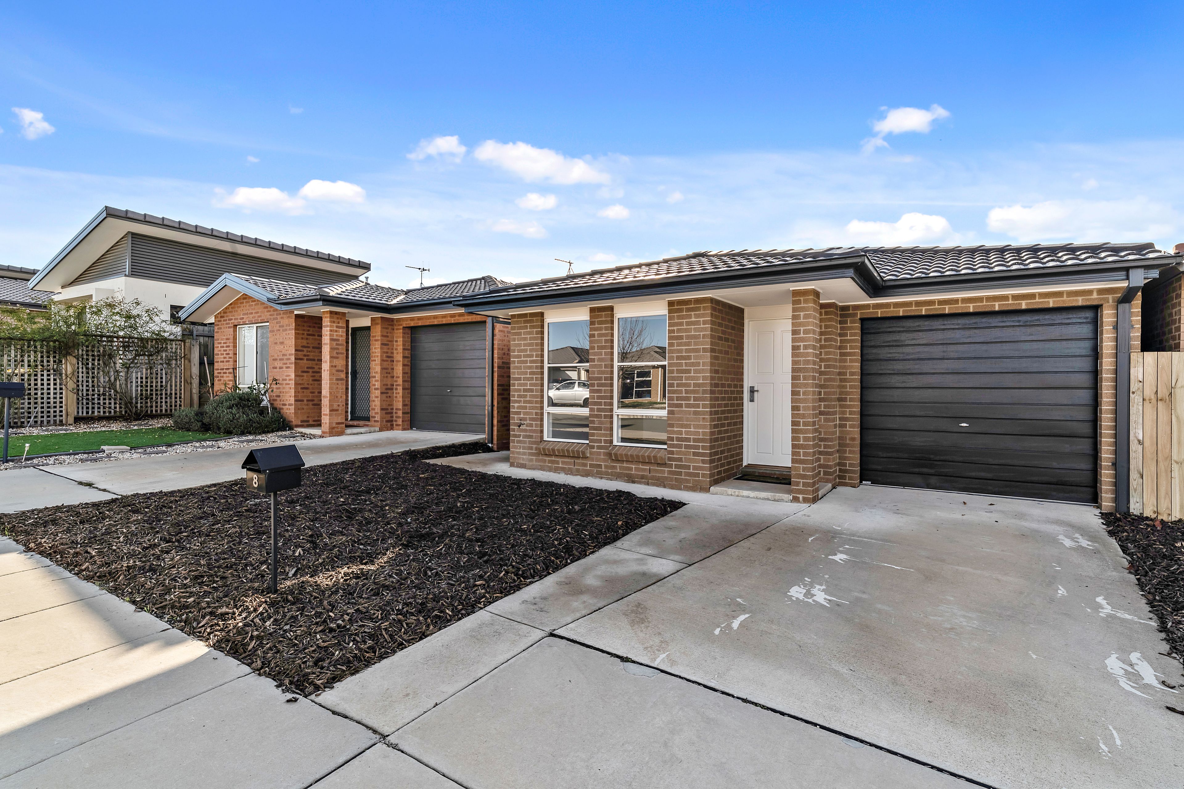 8 Hugh Gilchrist Street, Casey, ACT 2913