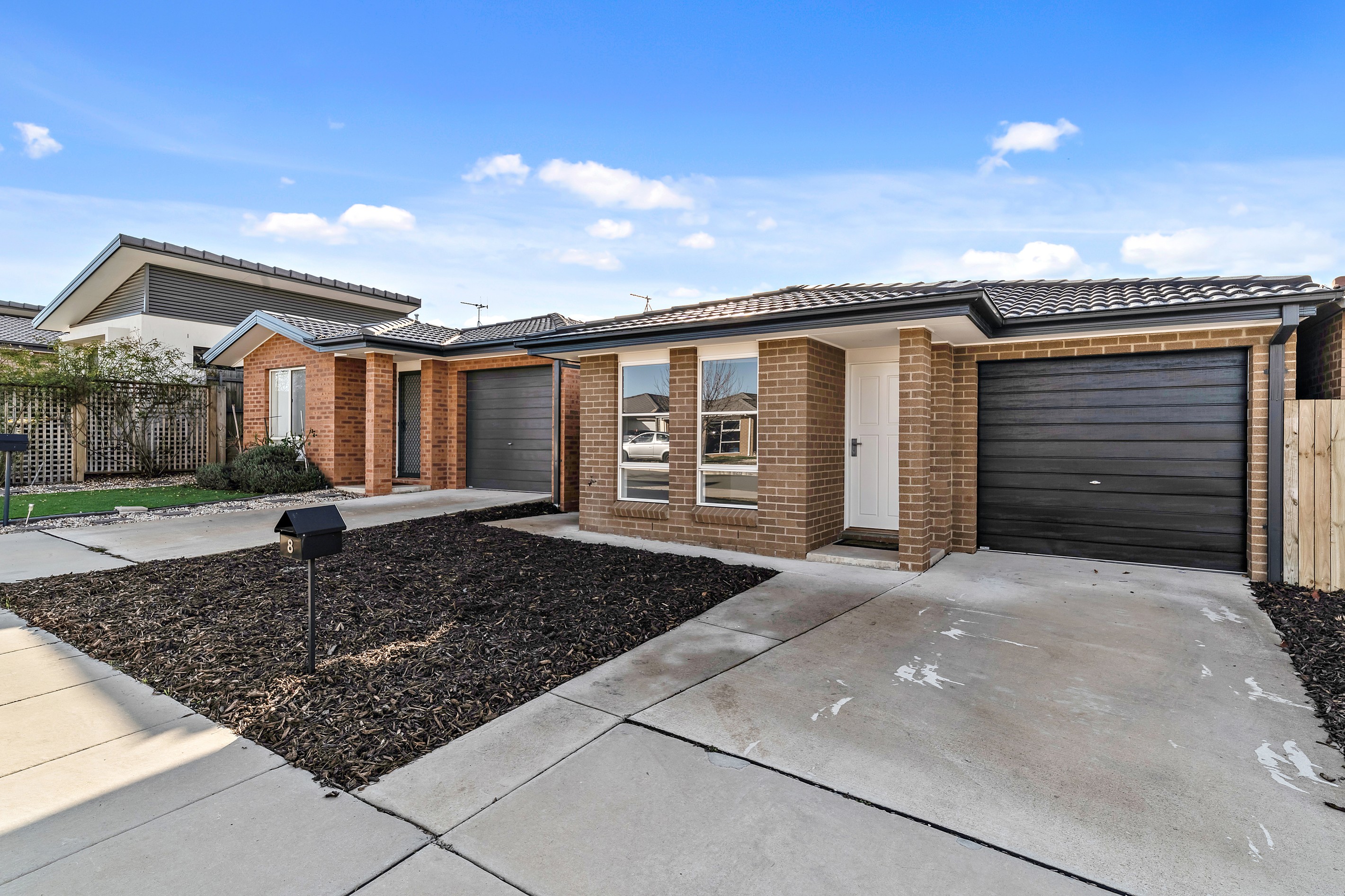8 Hugh Gilchrist Street, Casey, ACT 2913