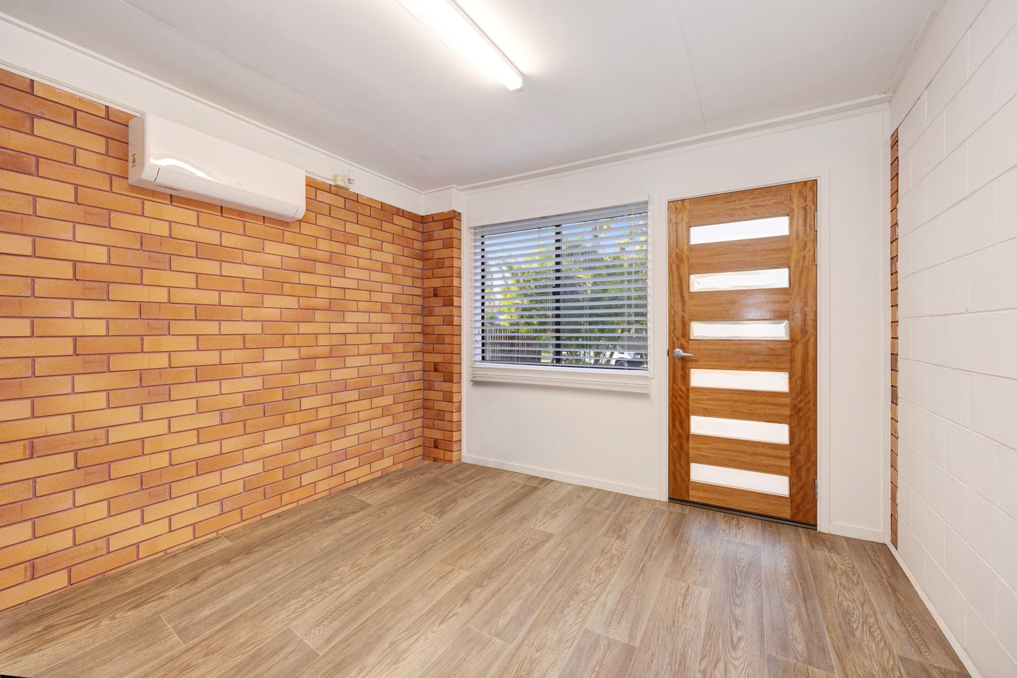 2 Lavarack Street — photo 26 of 29