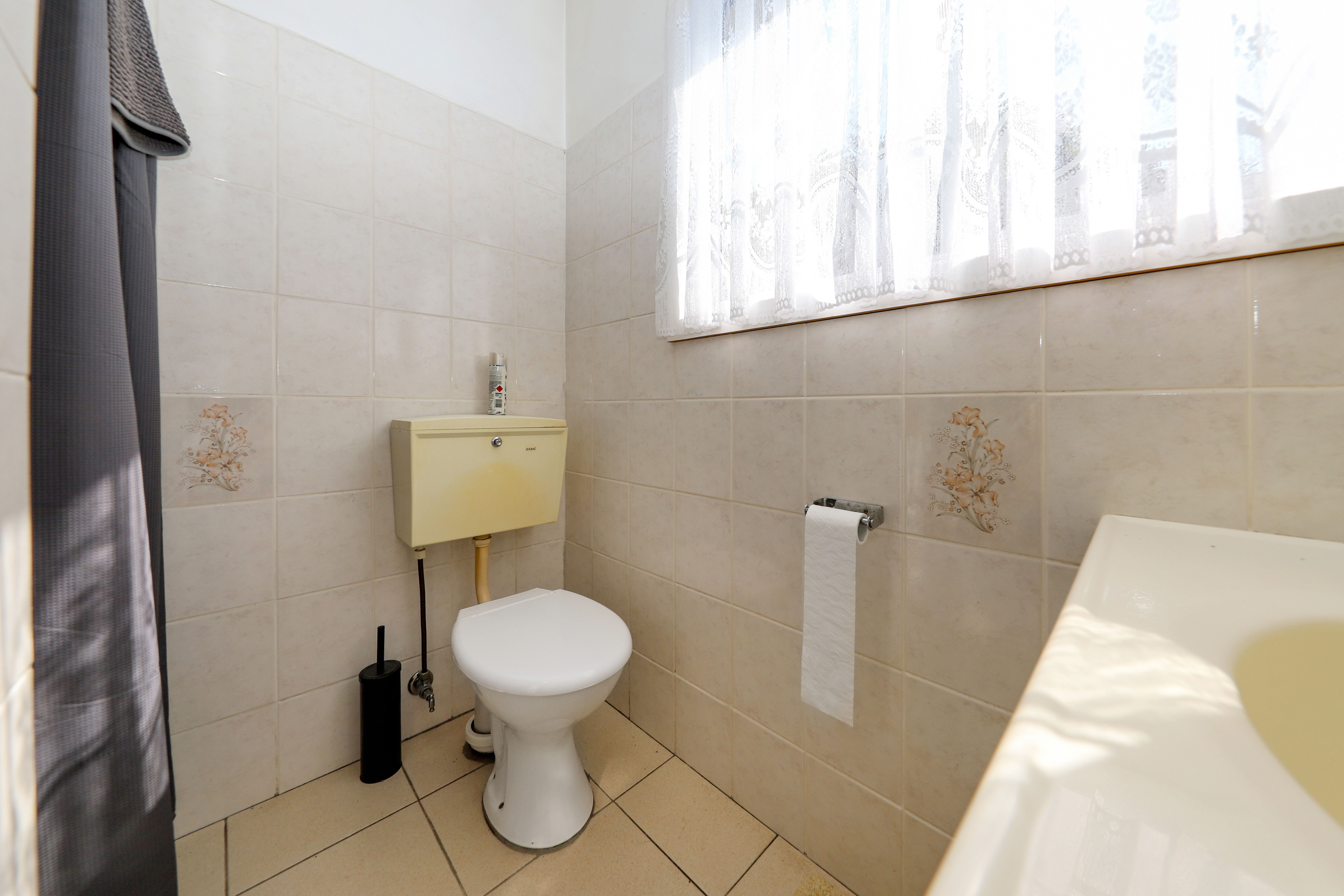 107 Mayday Road — photo 6 of 15