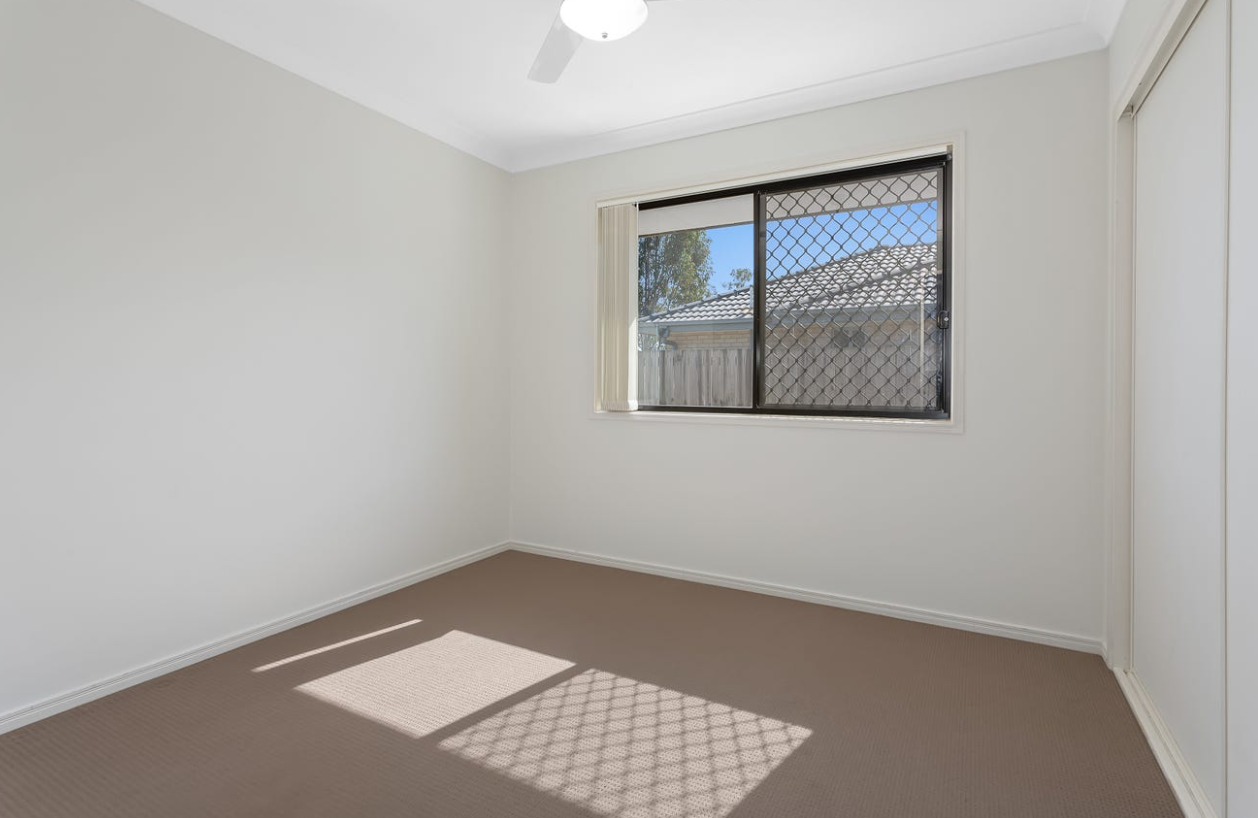 22 Griffen Place, Crestmead, QLD 4132