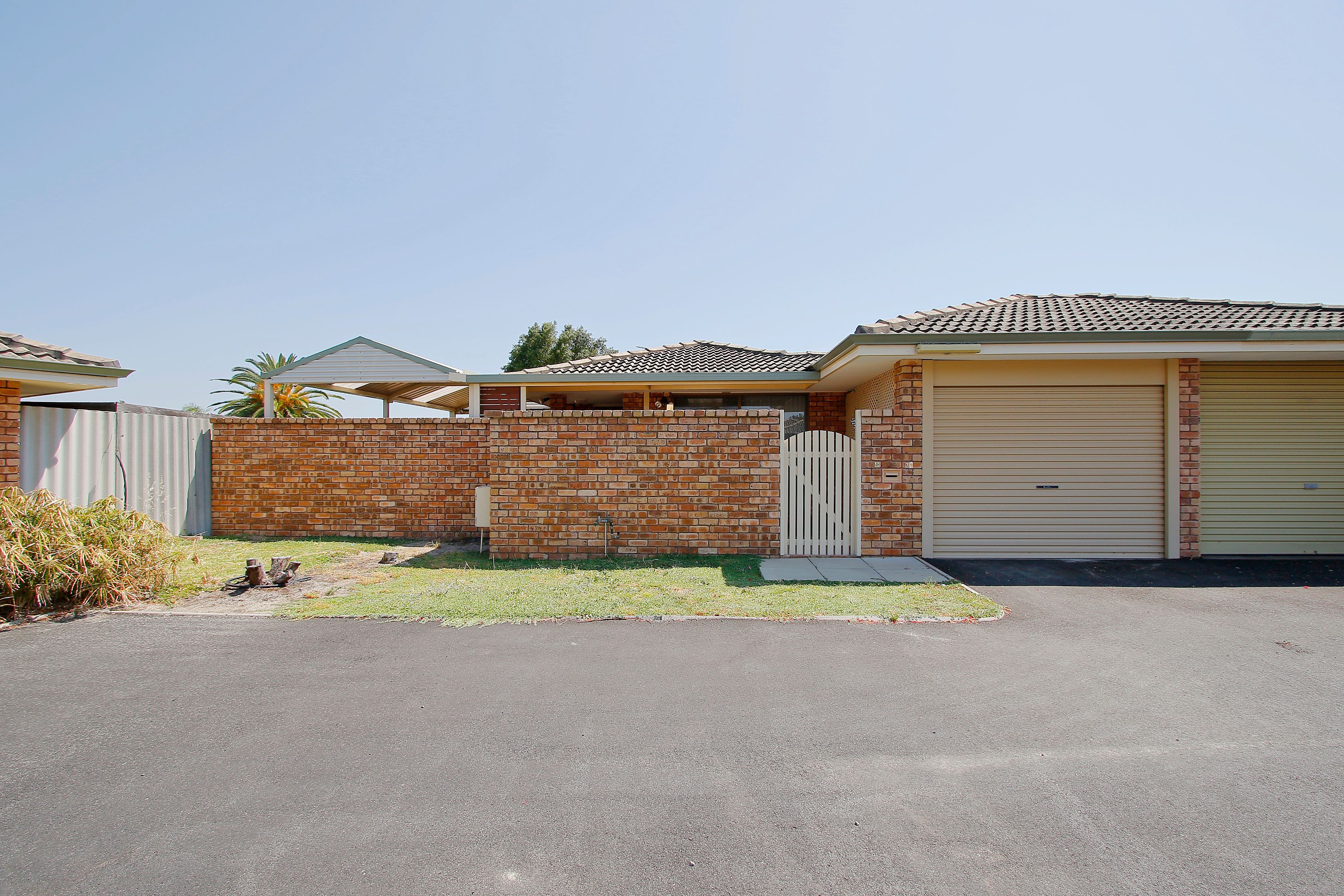 36 Dealy Close, Cannington WA 6107