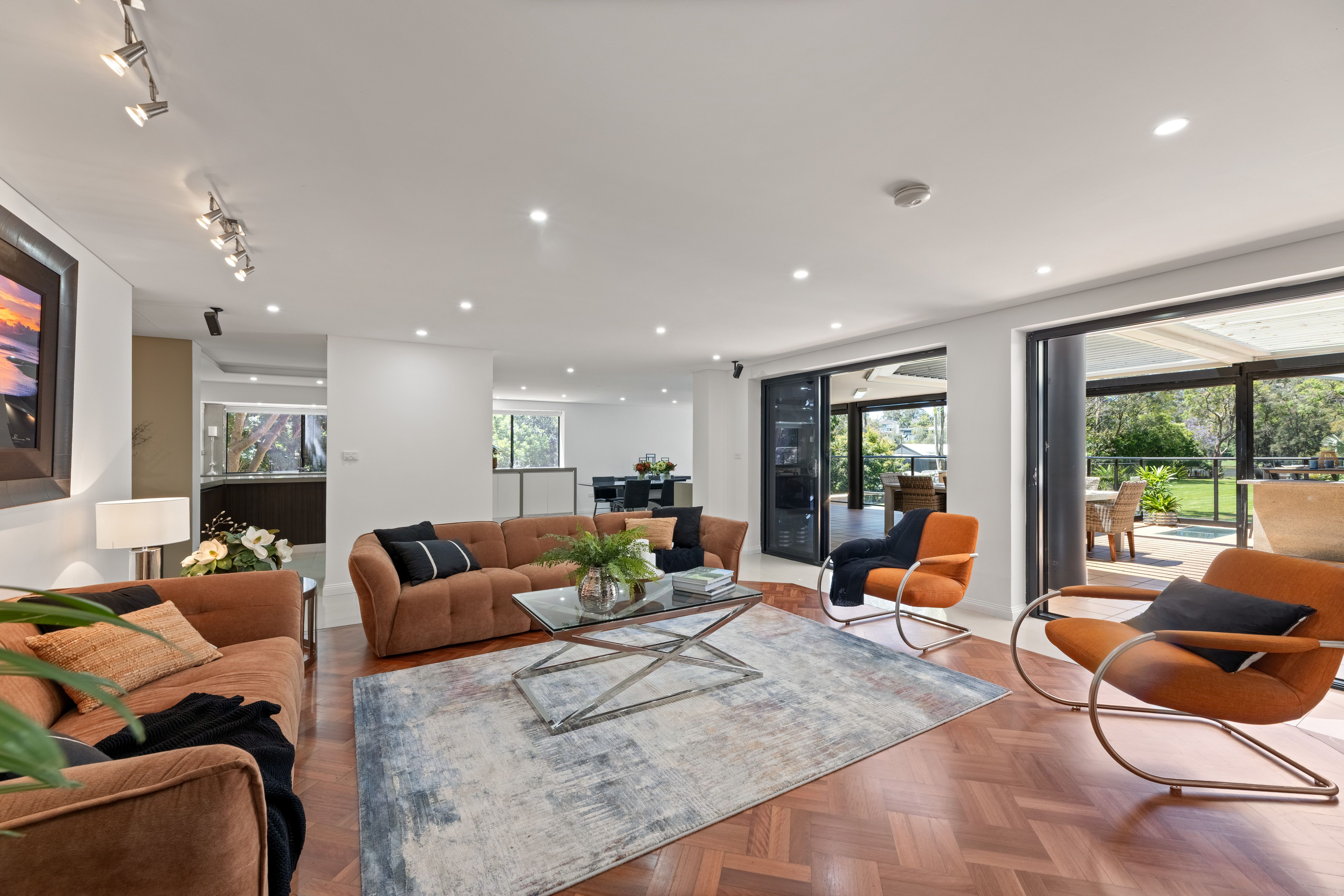 56 St George Crescent — photo 30 of 30