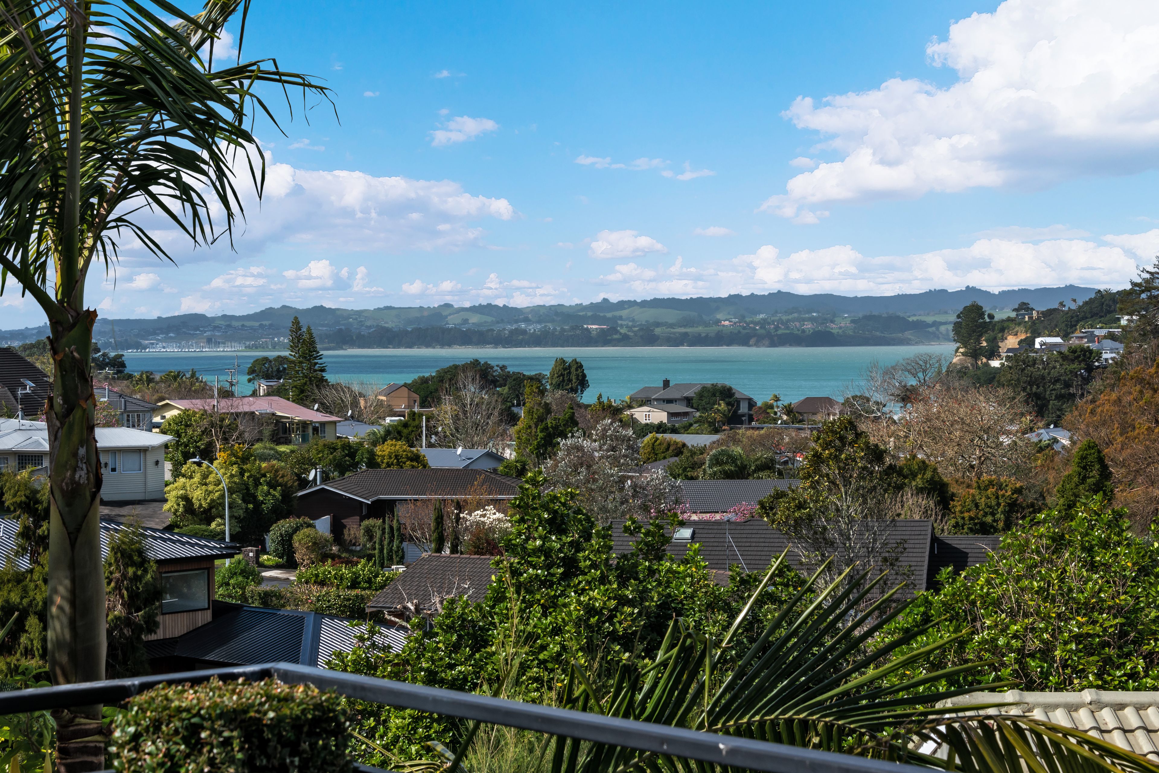 37 Glenfern Road, Mellons Bay, Manukau City