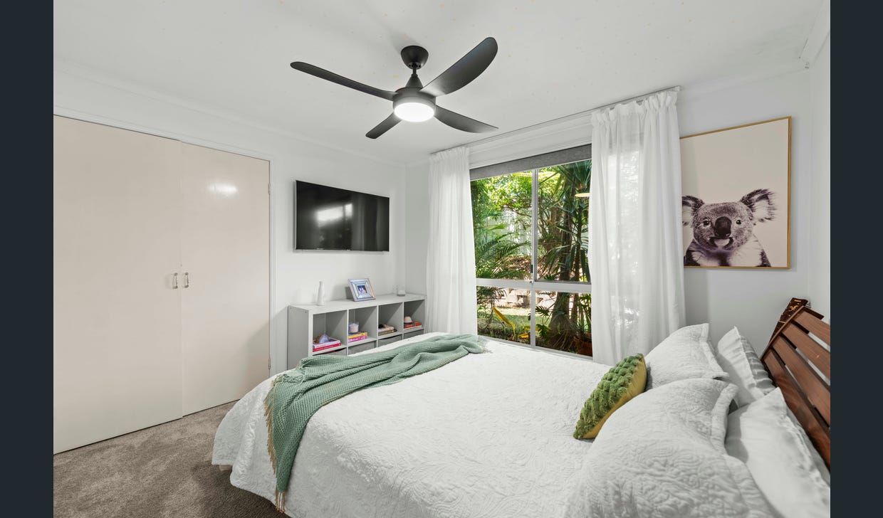 90 Avocado Street — photo 13 of 30
