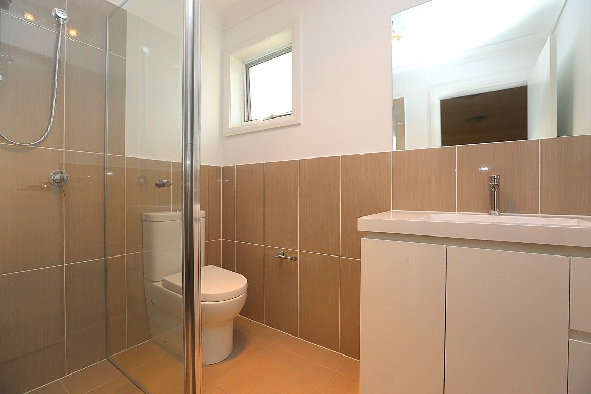 14A Gail Place — photo 5 of 9
