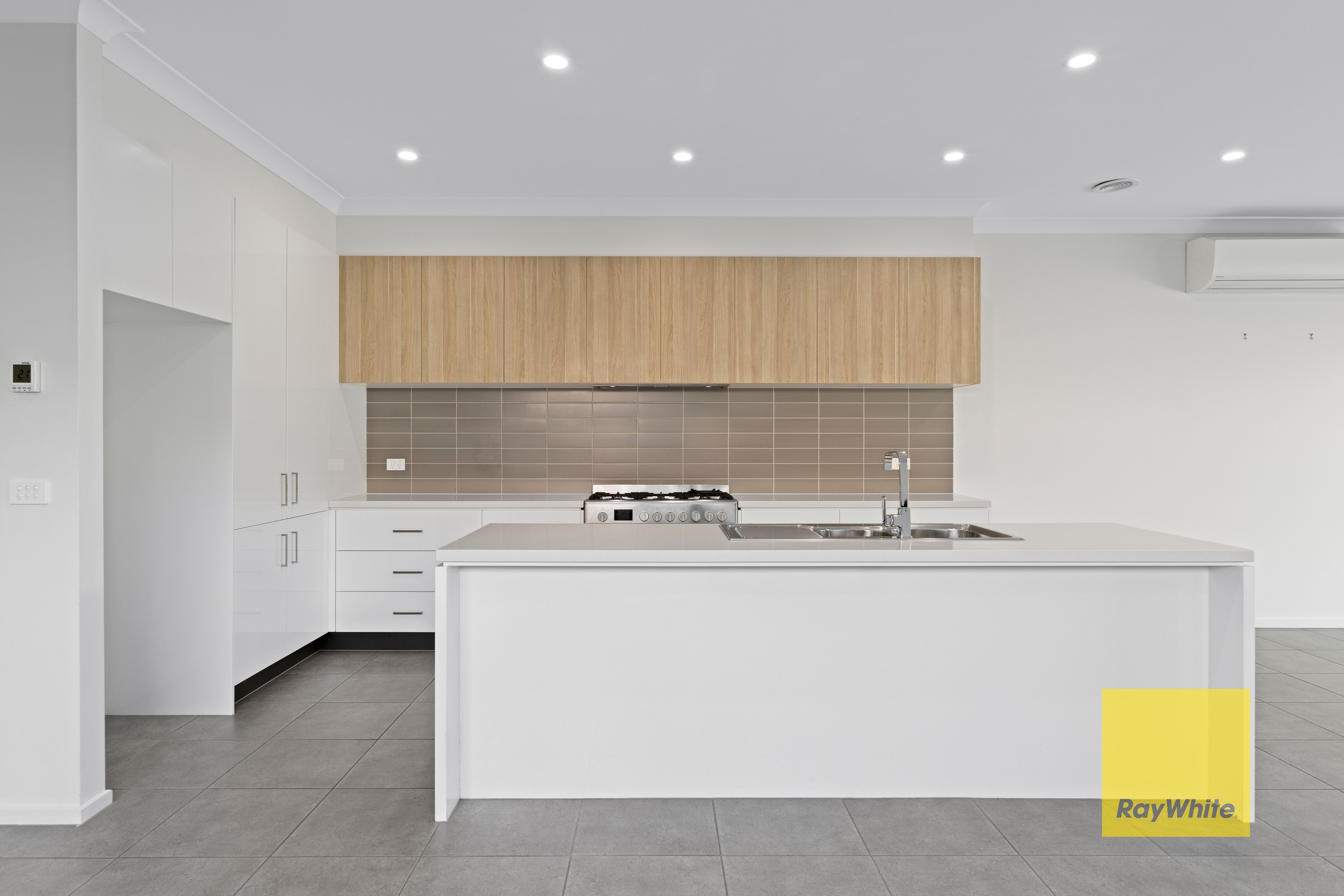 3B Toyne Avenue, Hamlyn Heights, VIC 3215