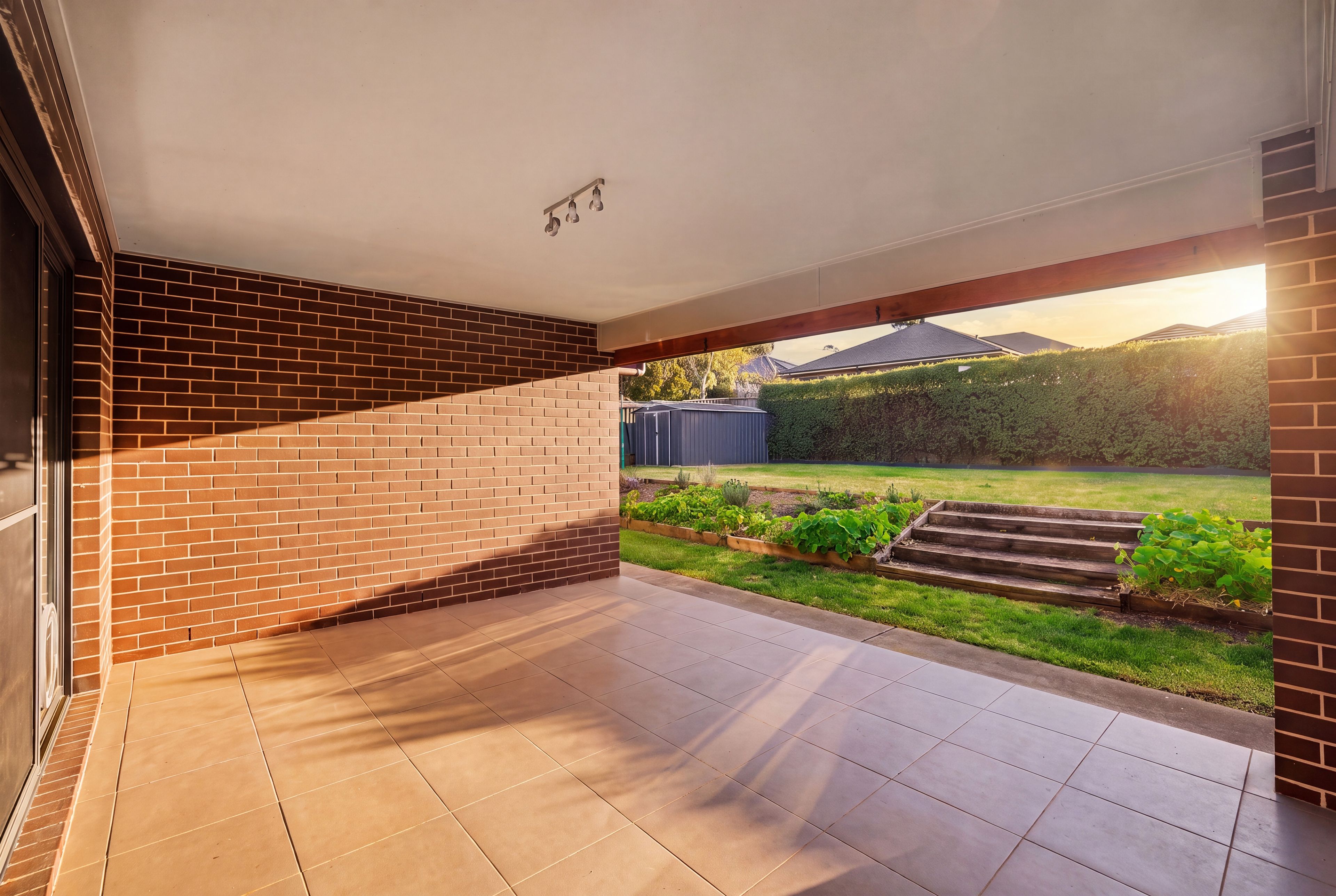 69 Renwick Drive — photo 9 of 13