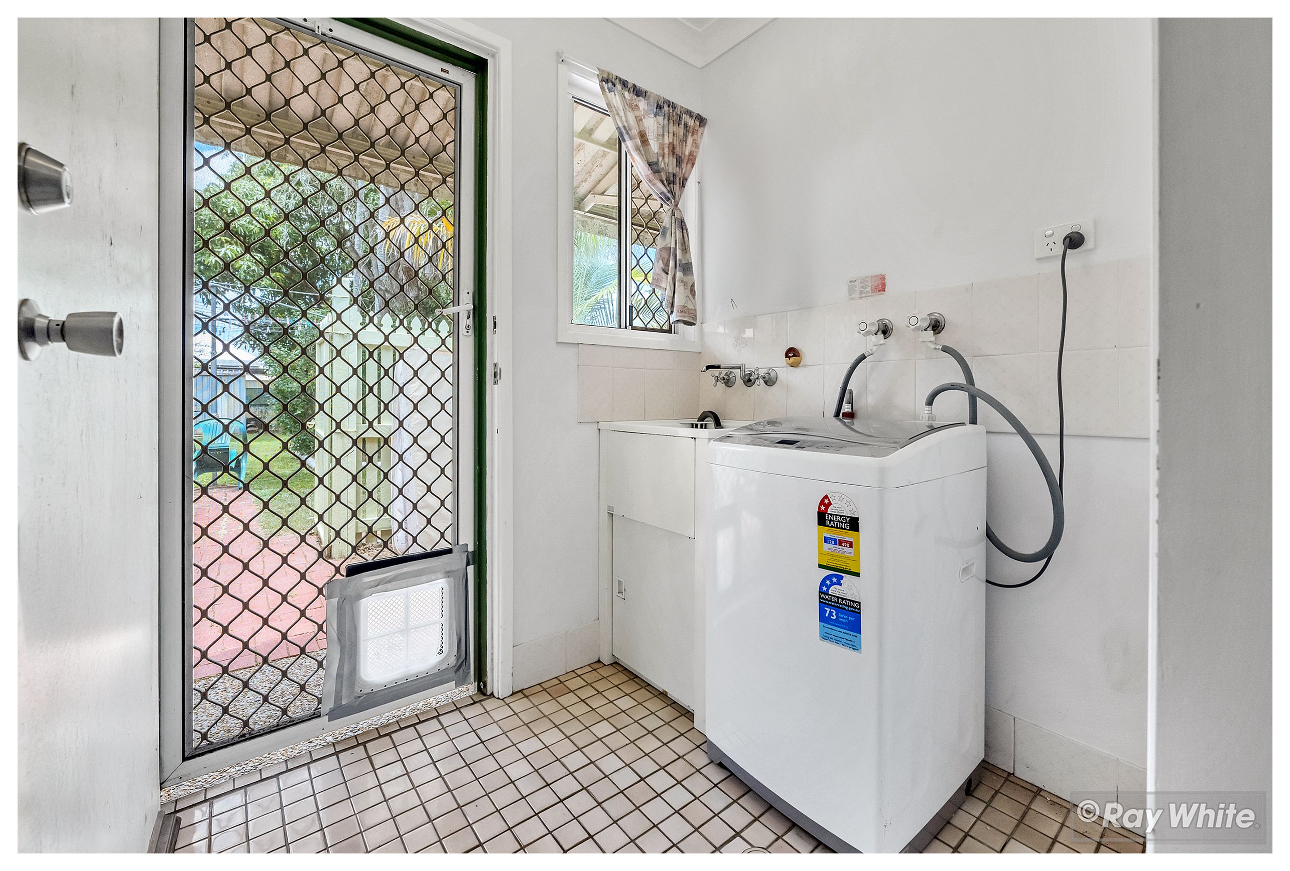 32A Burnett Street — photo 8 of 14