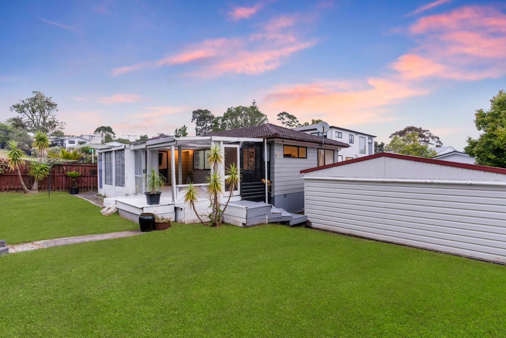21 Fitzherbert Avenue, West Harbour, Waitakere City