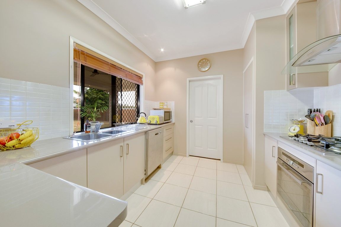 12 Clarendon Street, Clinton, QLD 4680
