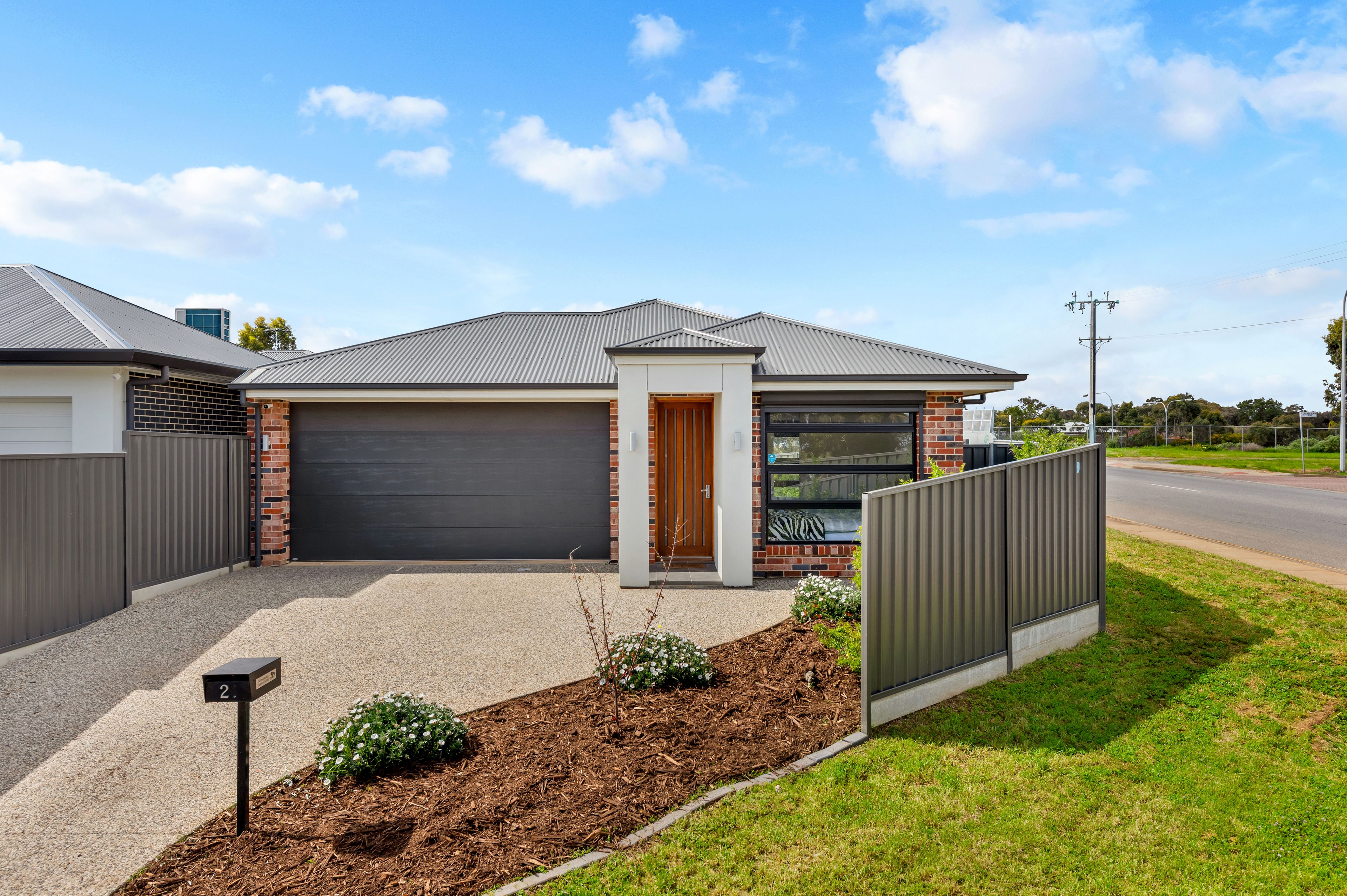 2 Barnabas Crescent — photo 12 of 12