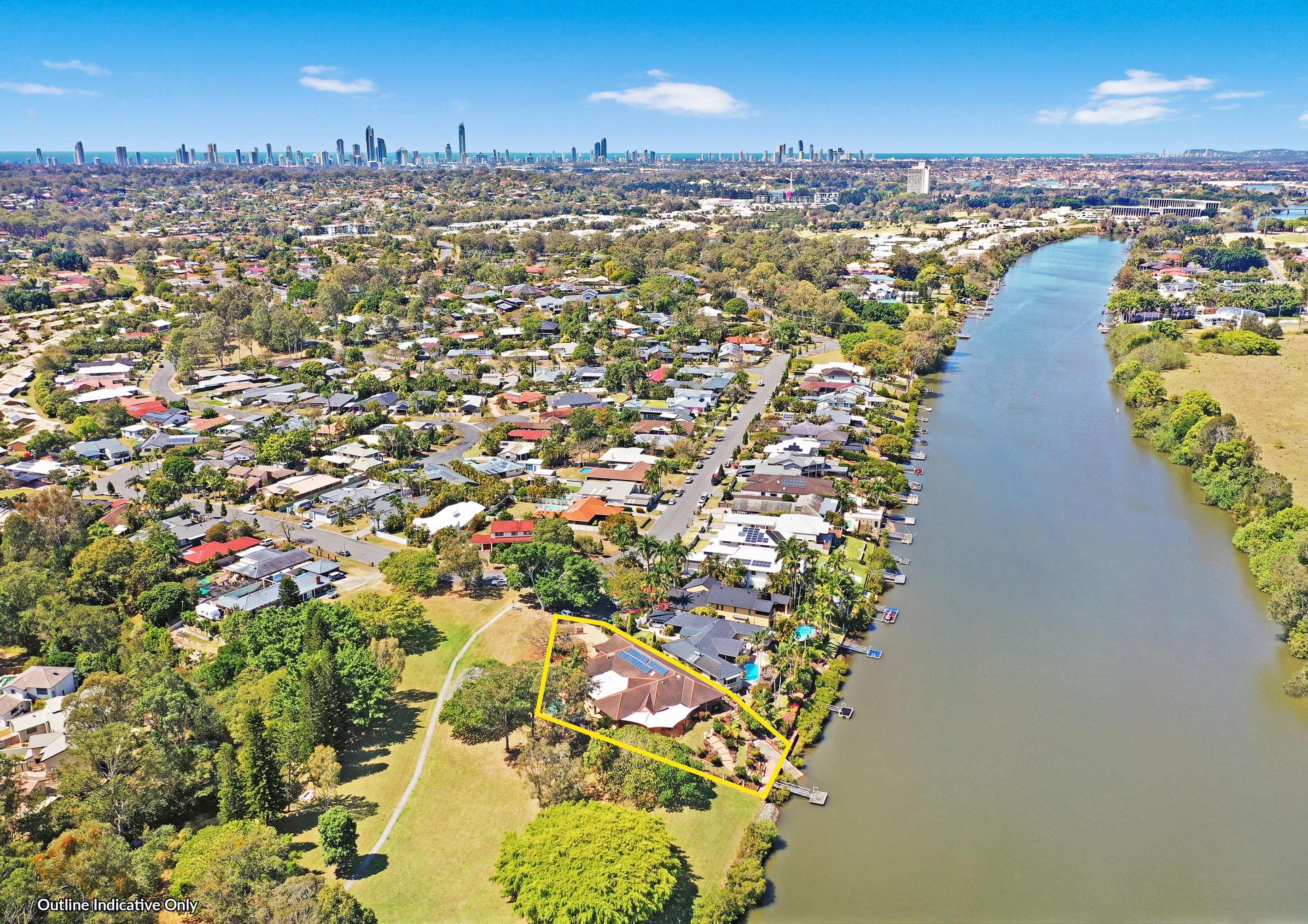 42 Kawana Crescent, Ashmore, QLD 4214
