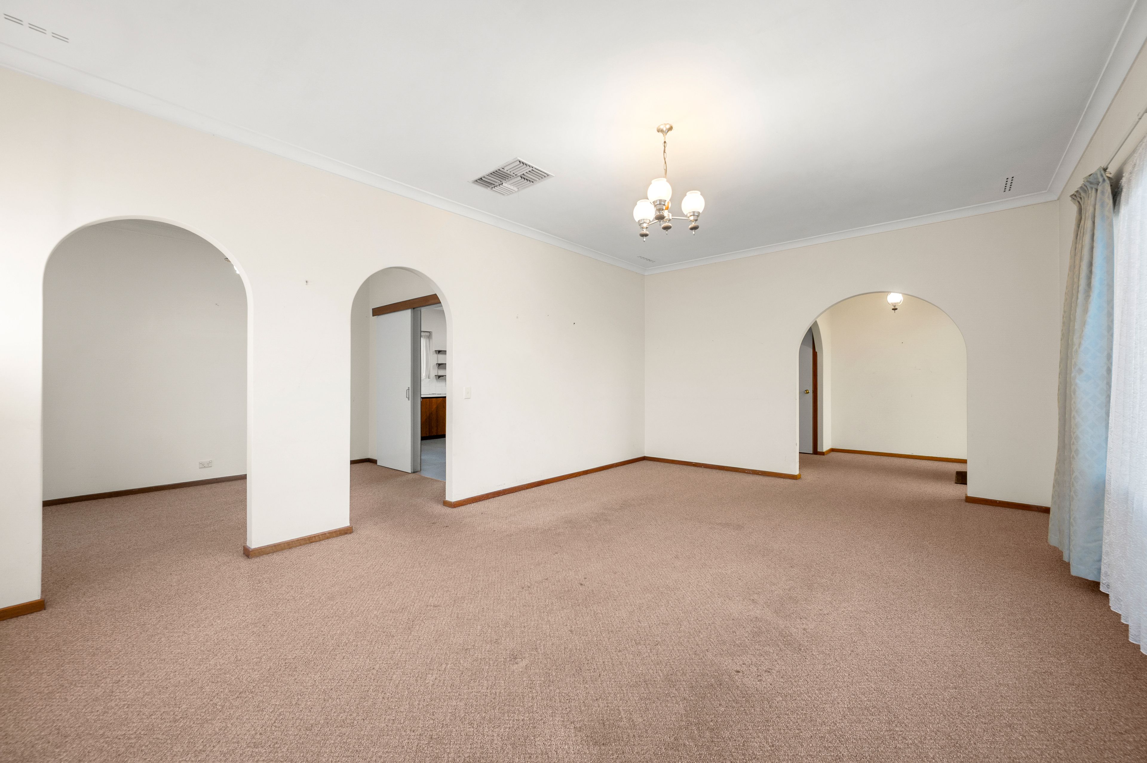 70 Edeline Street — photo 7 of 26