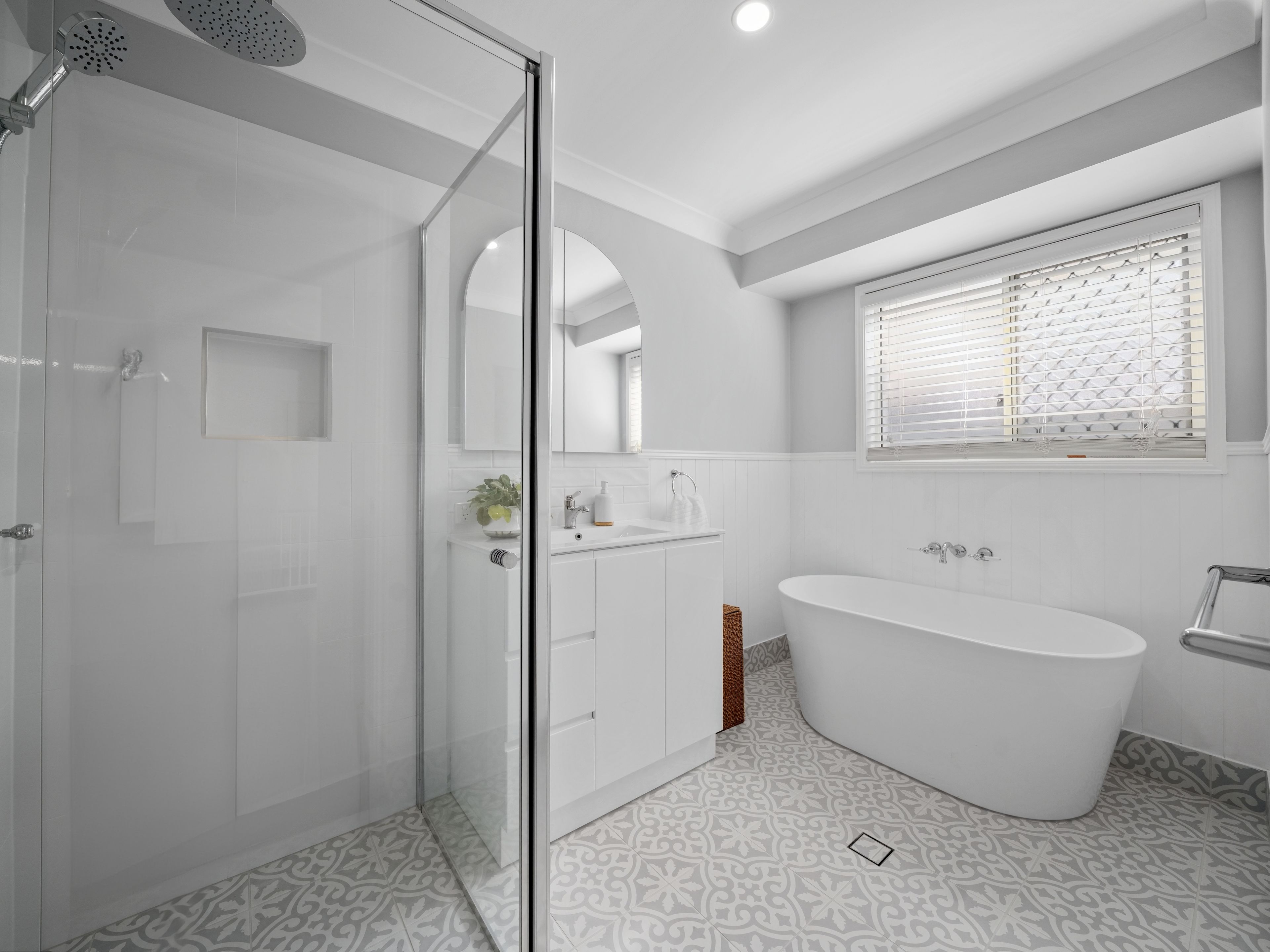 40 Hawkes Avenue — photo 10 of 19