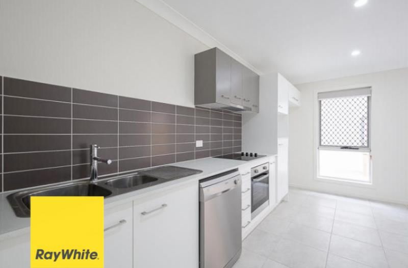 1/94 Lamington Drive, Redbank Plains, QLD 4301