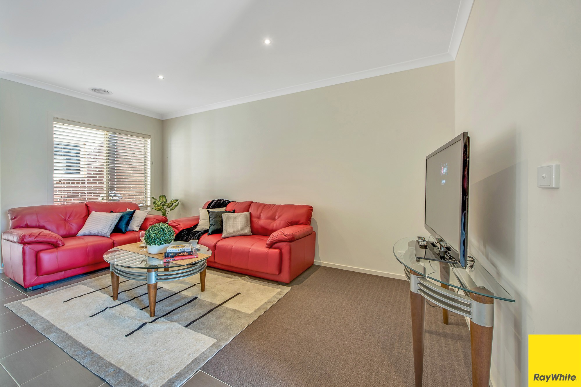 1/21 Starflower Way, Truganina, VIC 3029