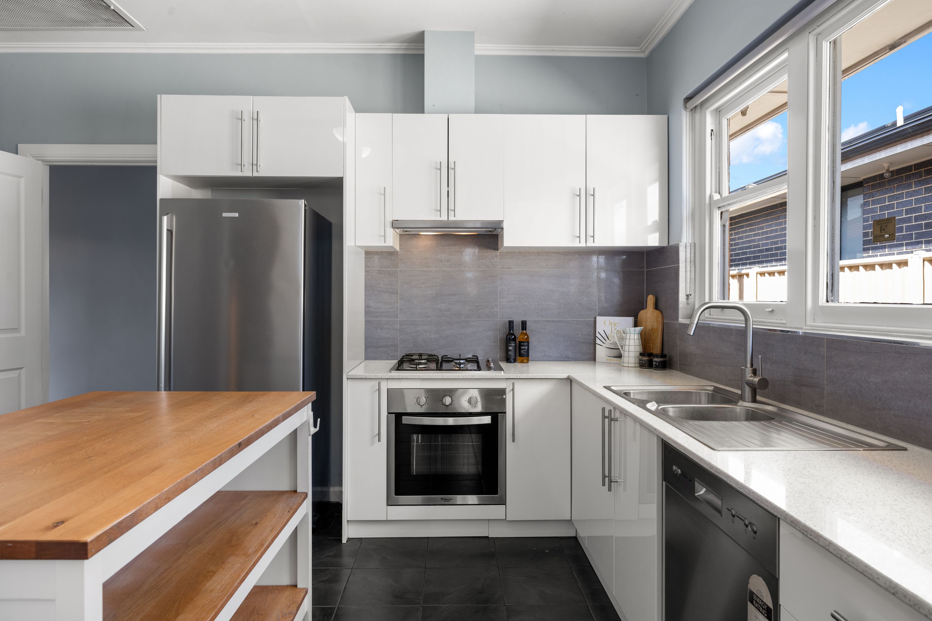 64 Marion Road — photo 8 of 18