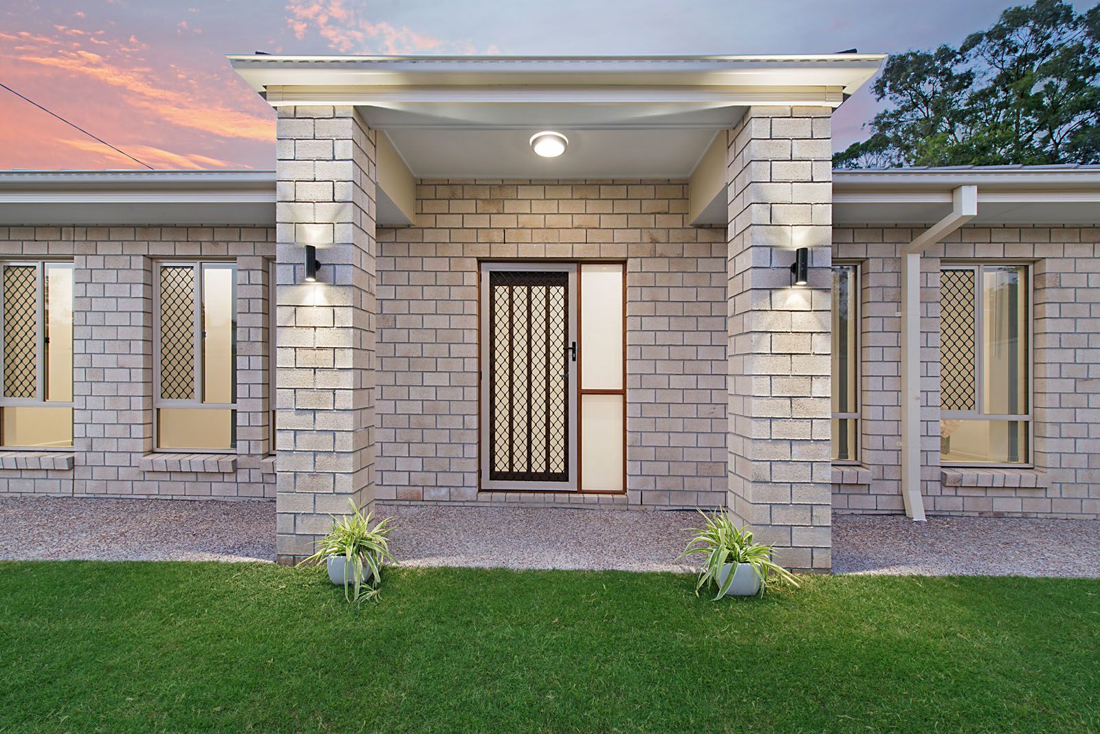 30 Cradock Street, Holland Park, QLD 4121