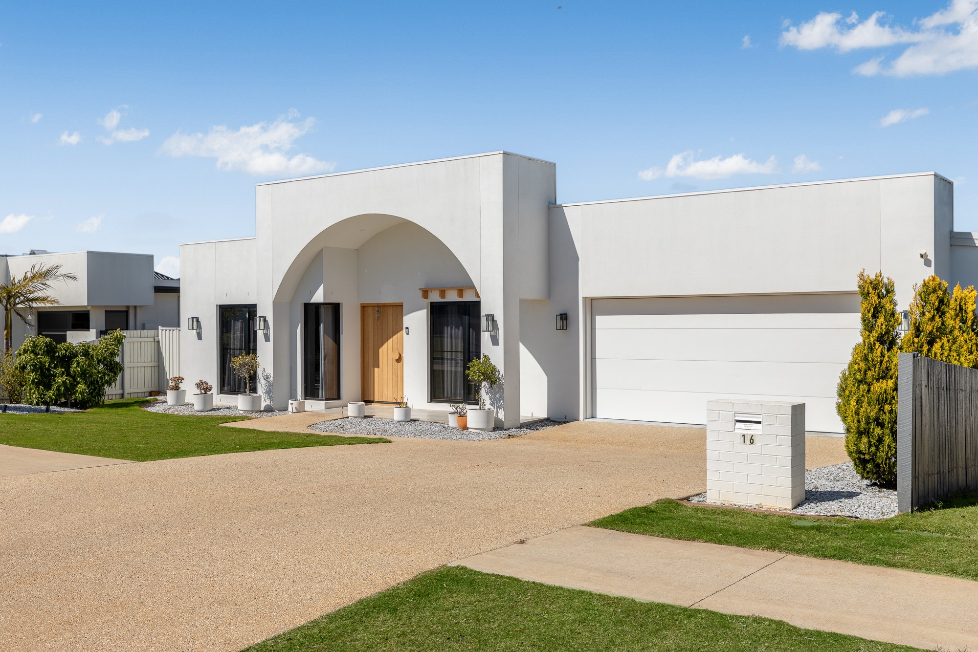16 Mcgrory Drive, Kearneys Spring, QLD 4350