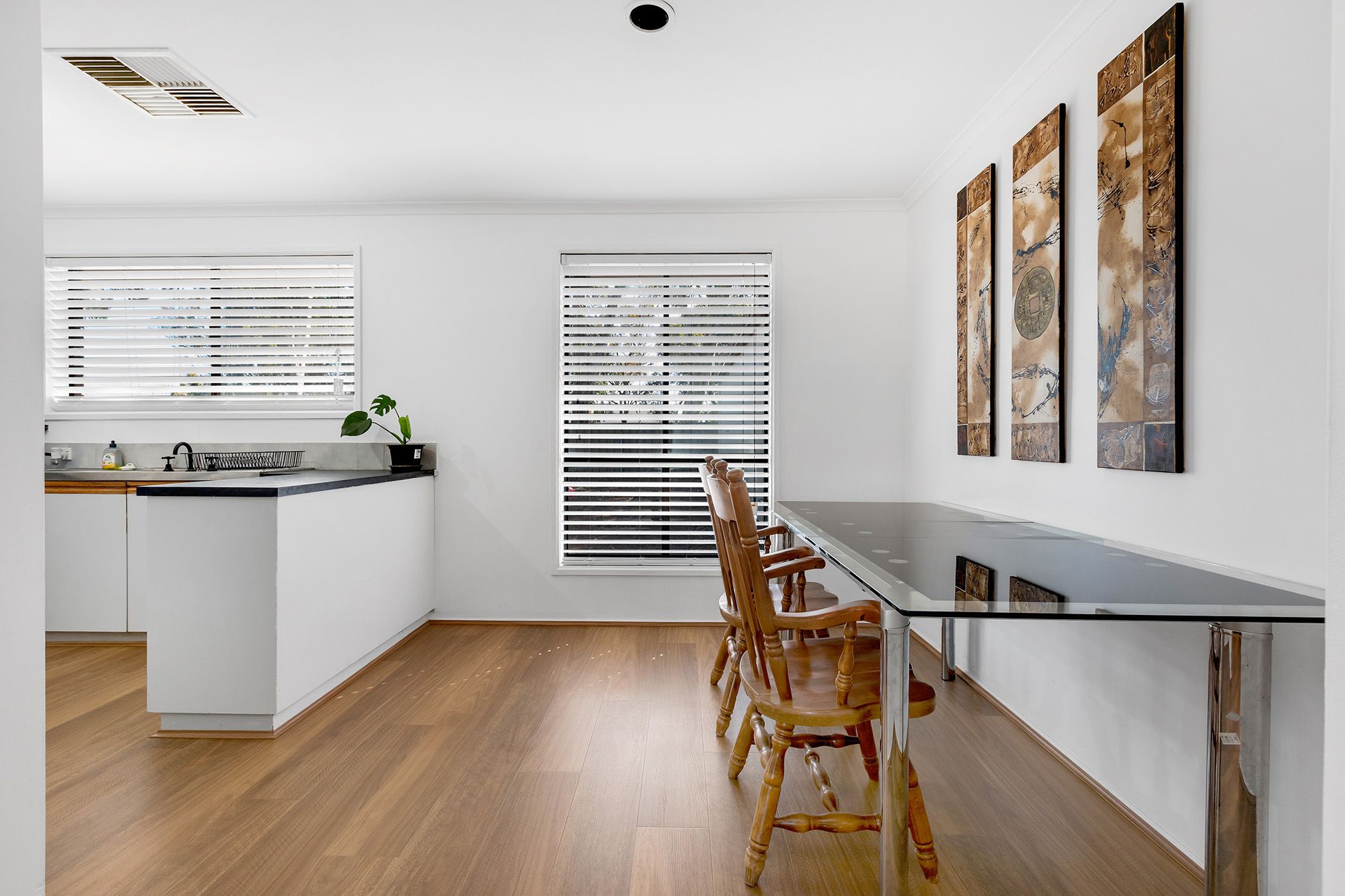 16 Leicester Grove — photo 6 of 24