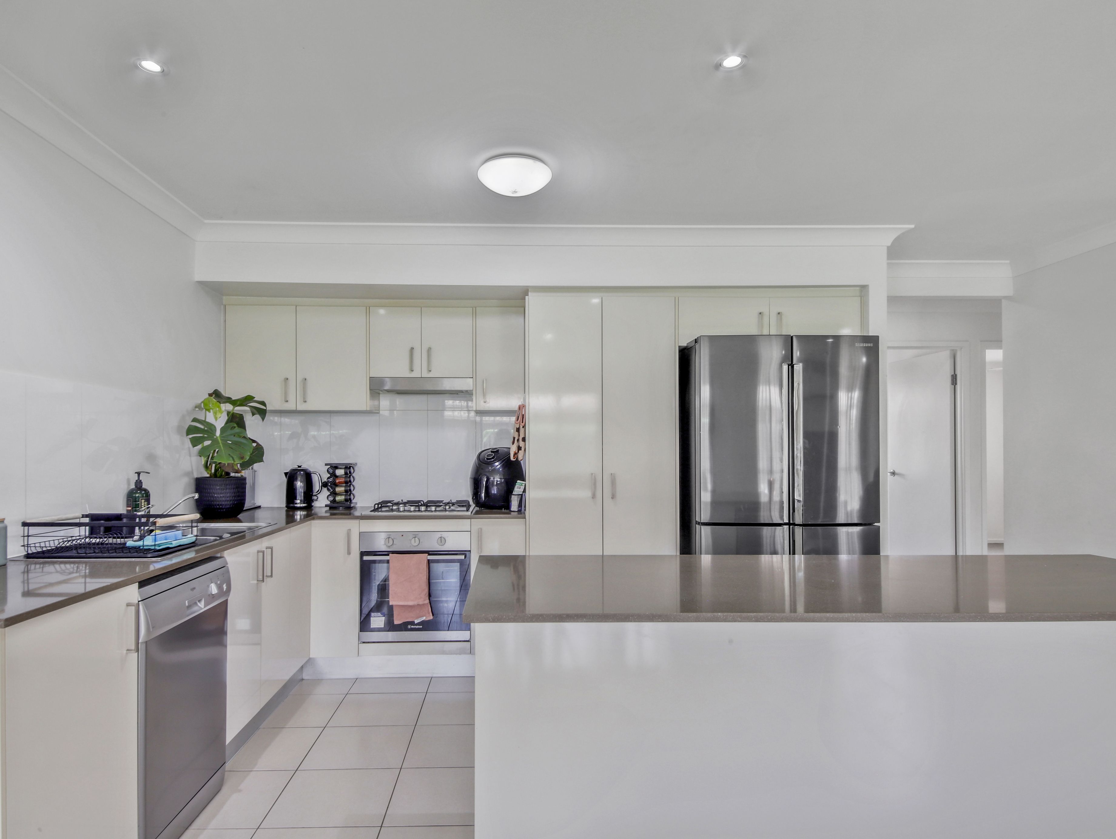 9 Oxley Circuit, Urraween, QLD 4655
