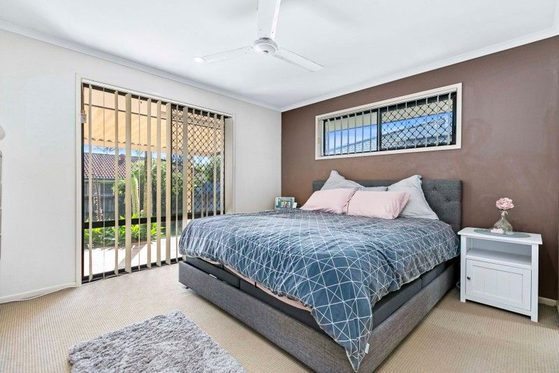 42 Heather Way — photo 4 of 7