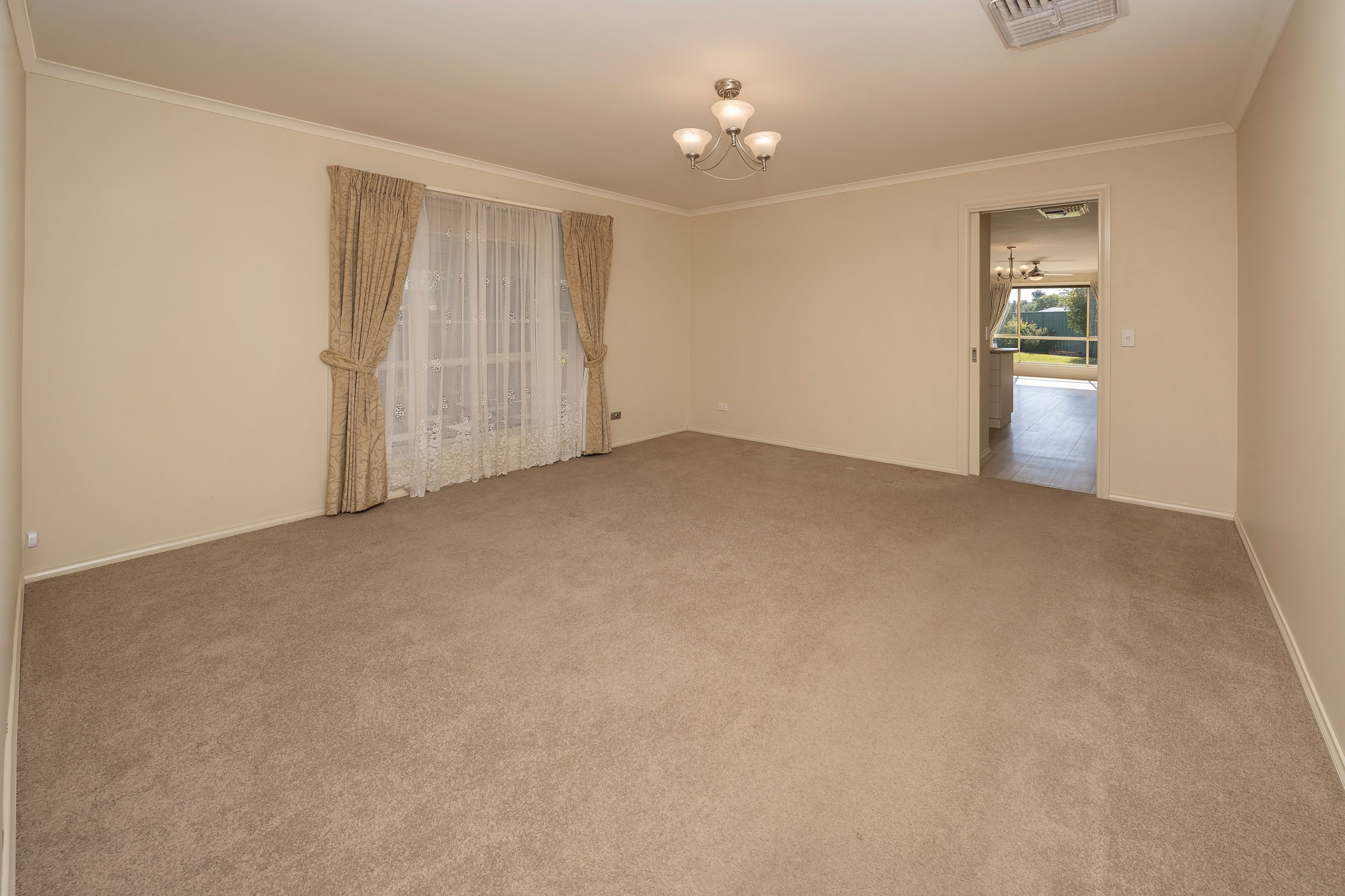 19 Cutri Drive — photo 5 of 23