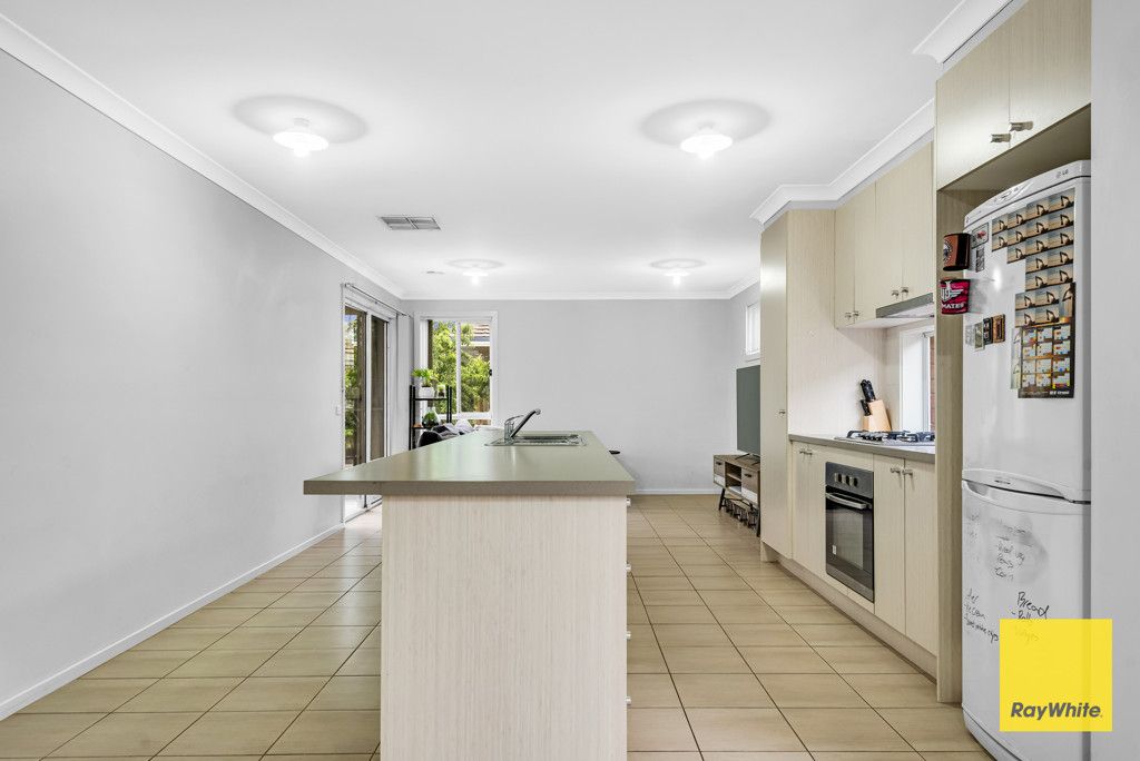 63 Hamish Drive — photo 8 of 15