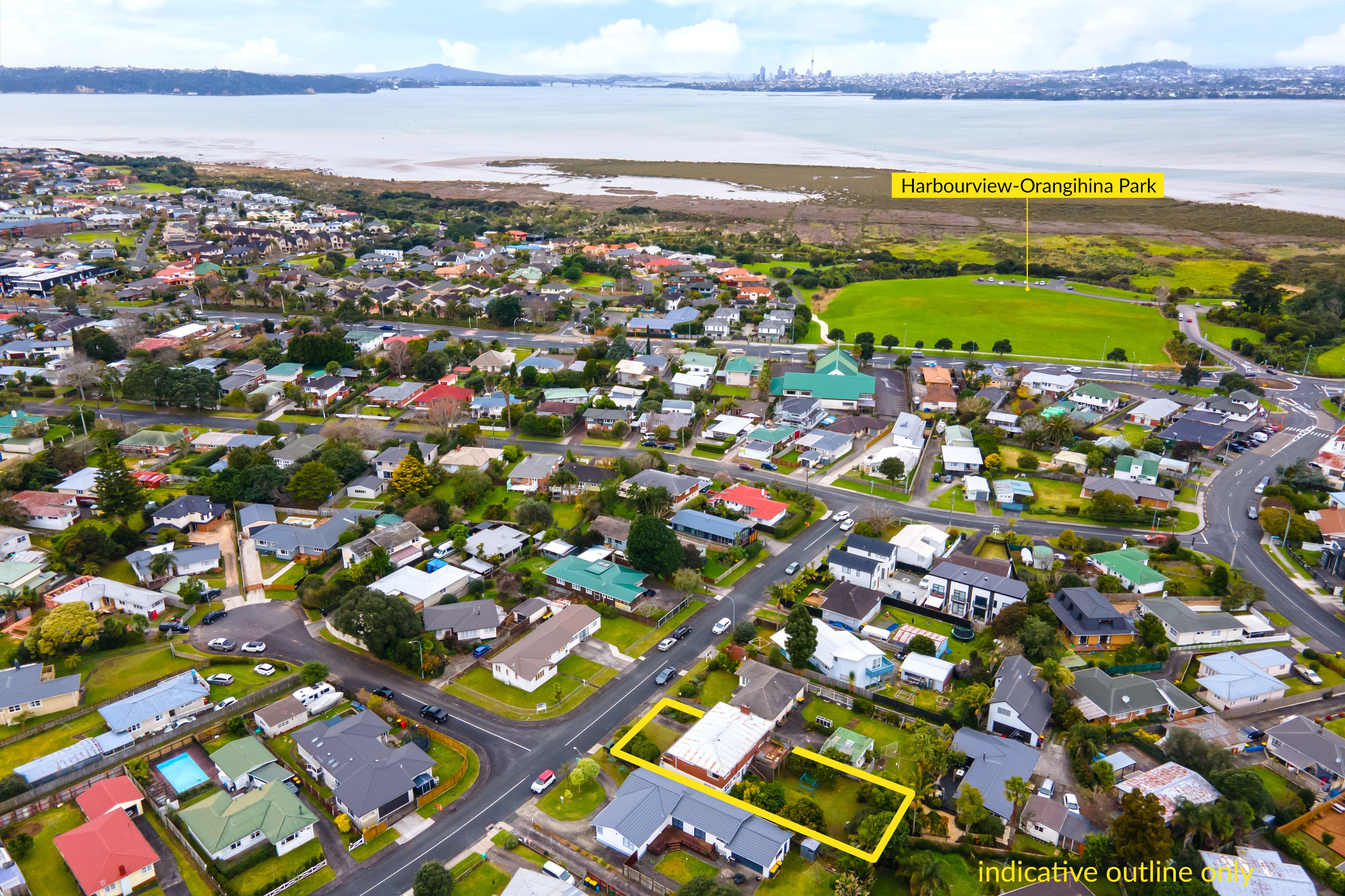 14 Montmere Avenue, Te Atatu Peninsula, Waitakere City