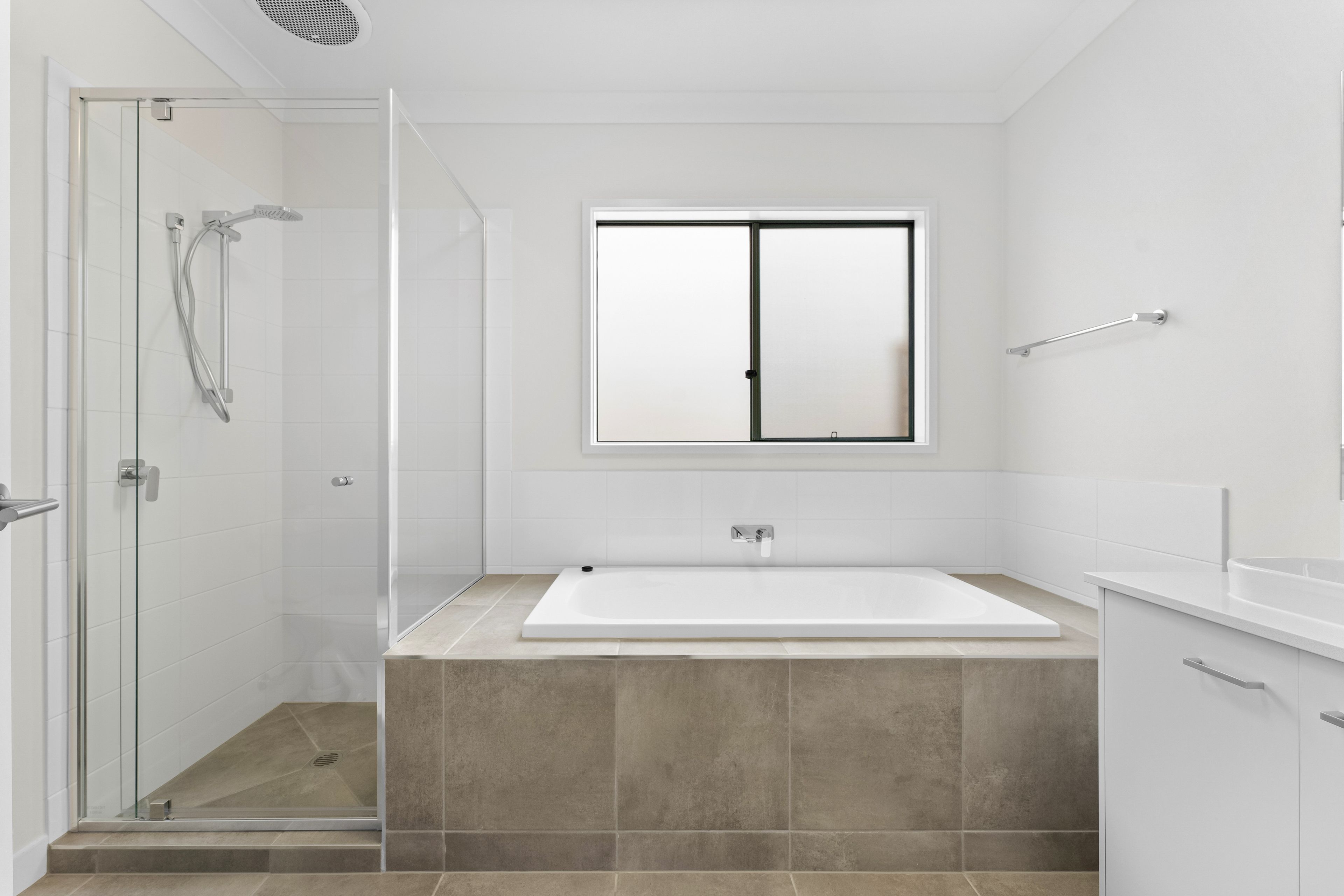 32 Mundaring Way — photo 13 of 16