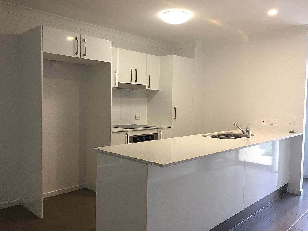 17/8 Whitehorse Road — photo 5 of 13