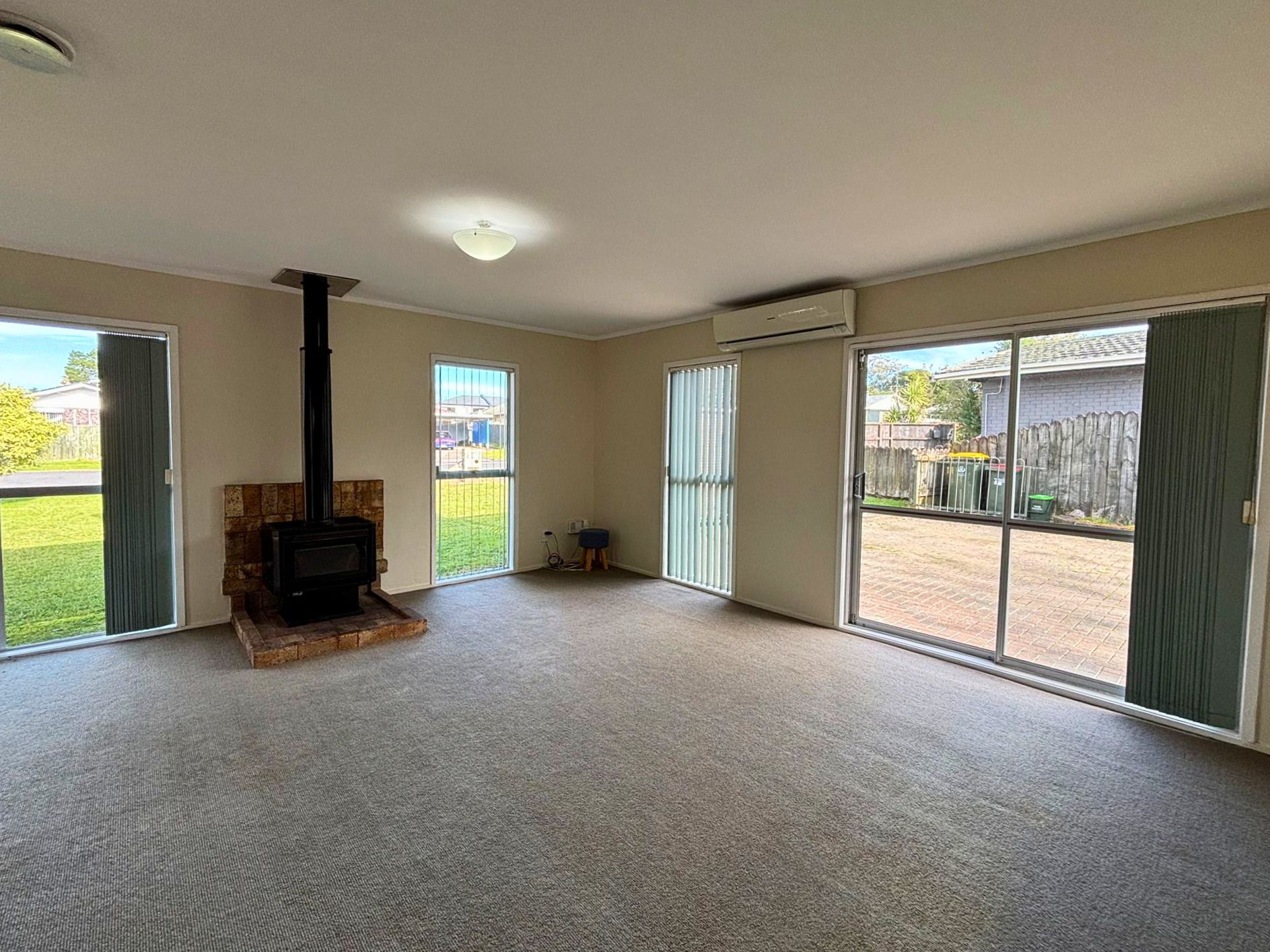 52 Kurnell Drive, Botany Downs, Manukau City