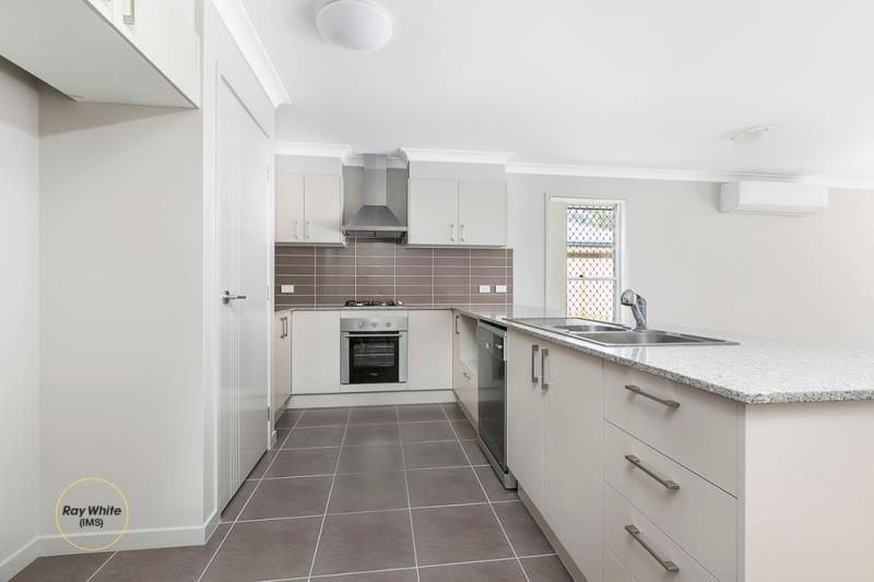 99 Meadows Circuit, Bellbird Park, QLD 4300
