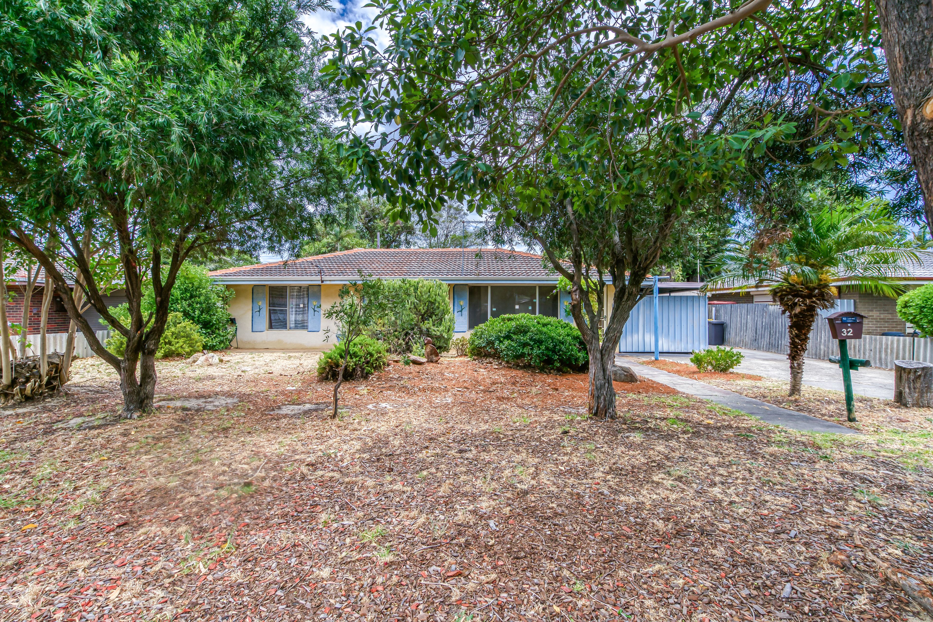 32 Carabeen Road, Maddington WA 6109