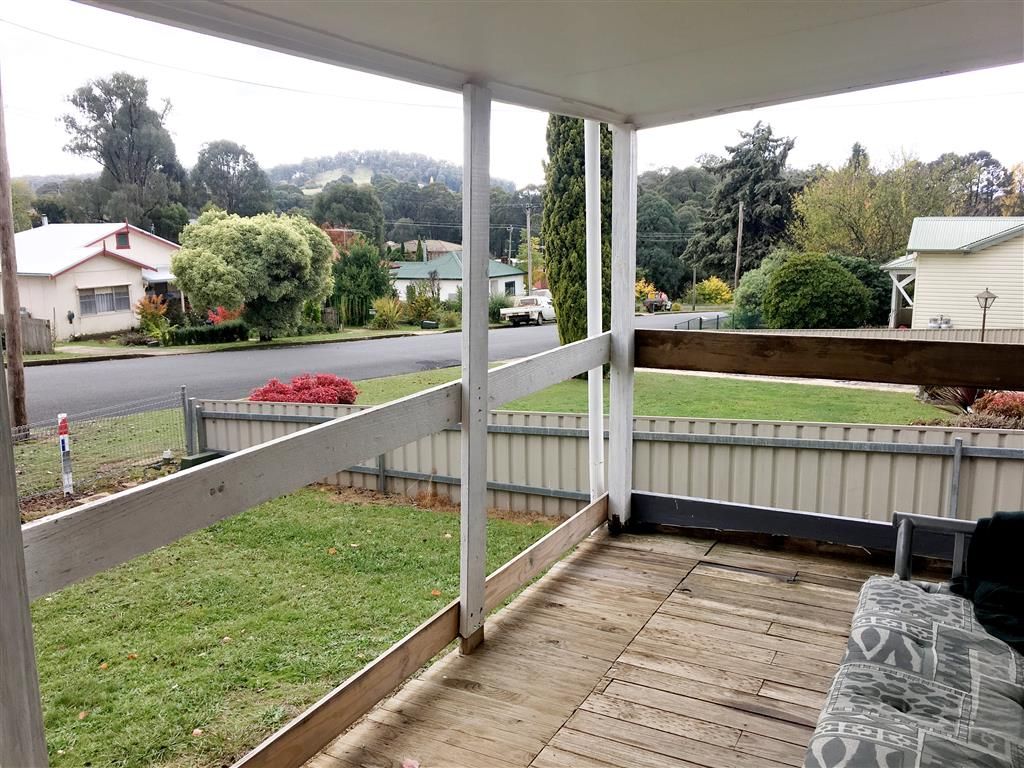 7 Batlow Avenue, Batlow, NSW 2730