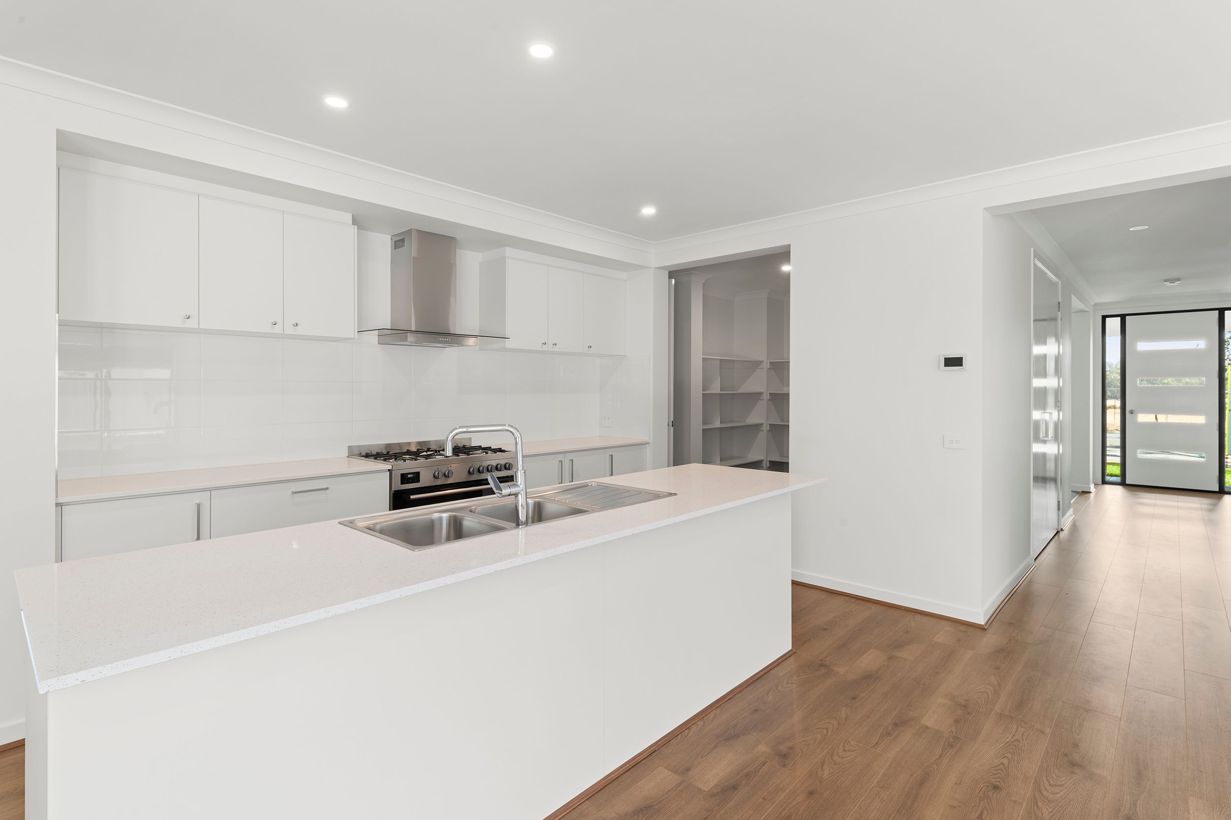 28 Patterson Street, Heathcote, VIC 3523